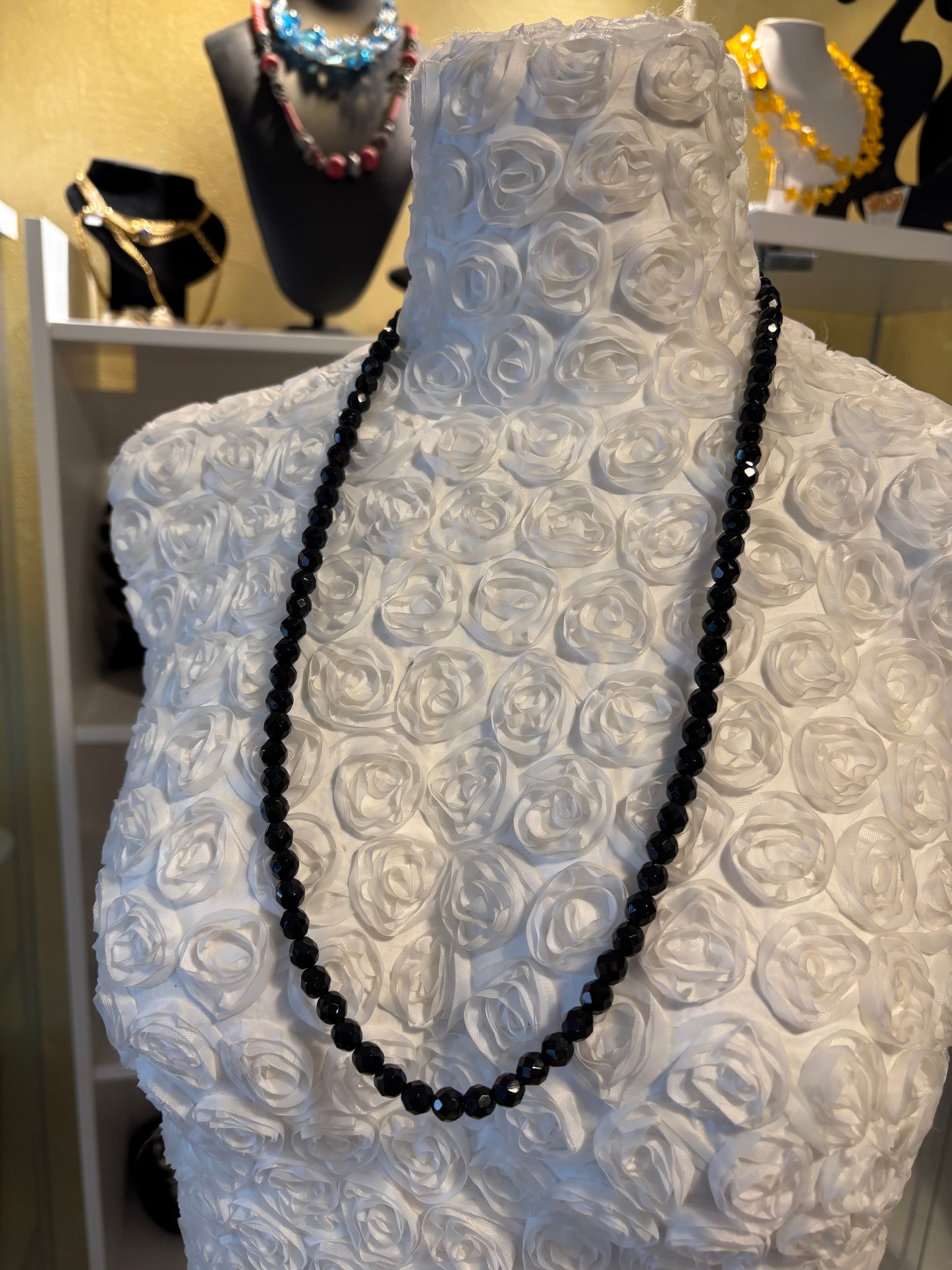 Collana HOBE