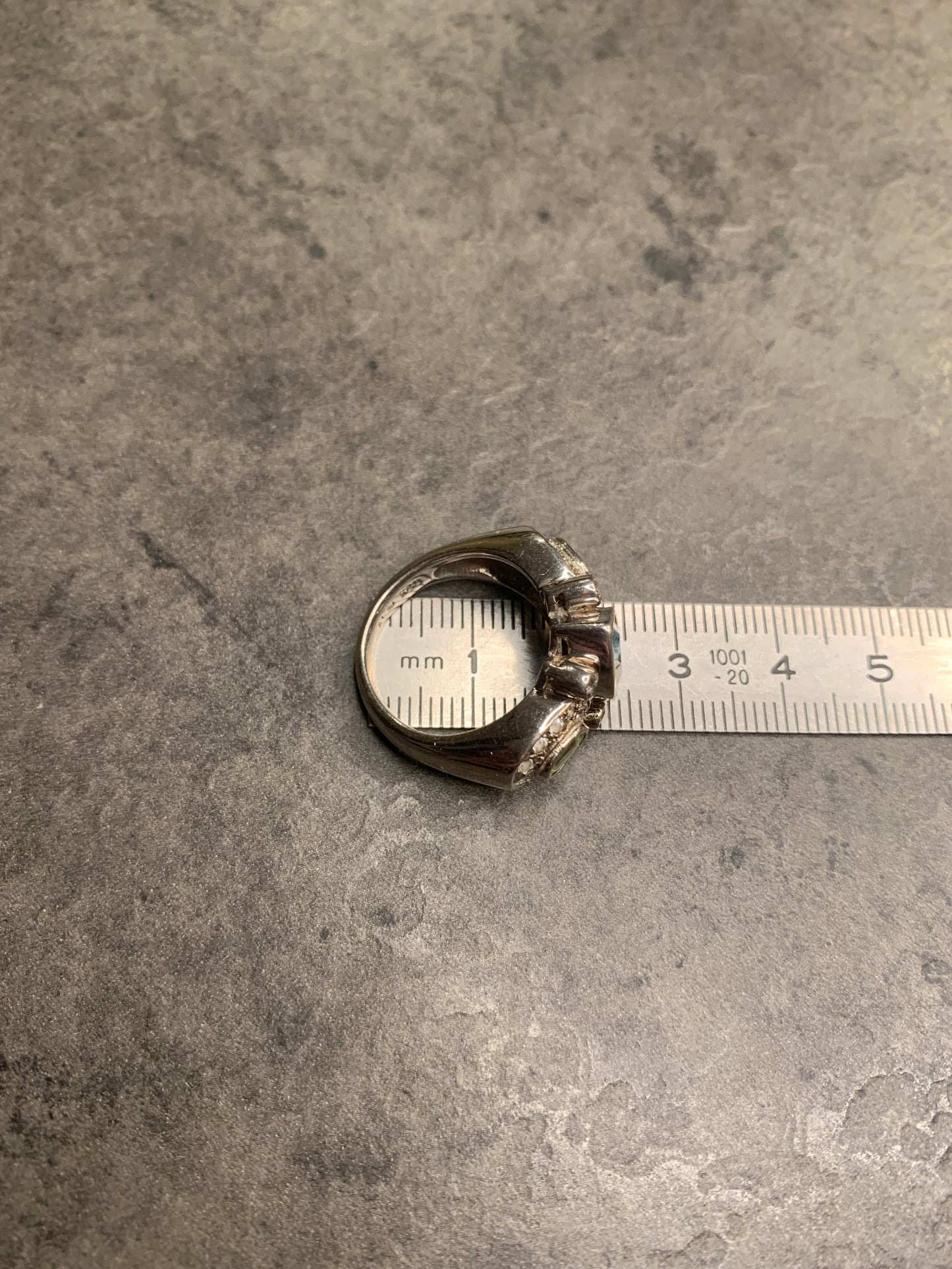 Anello Topazio e Peridoti