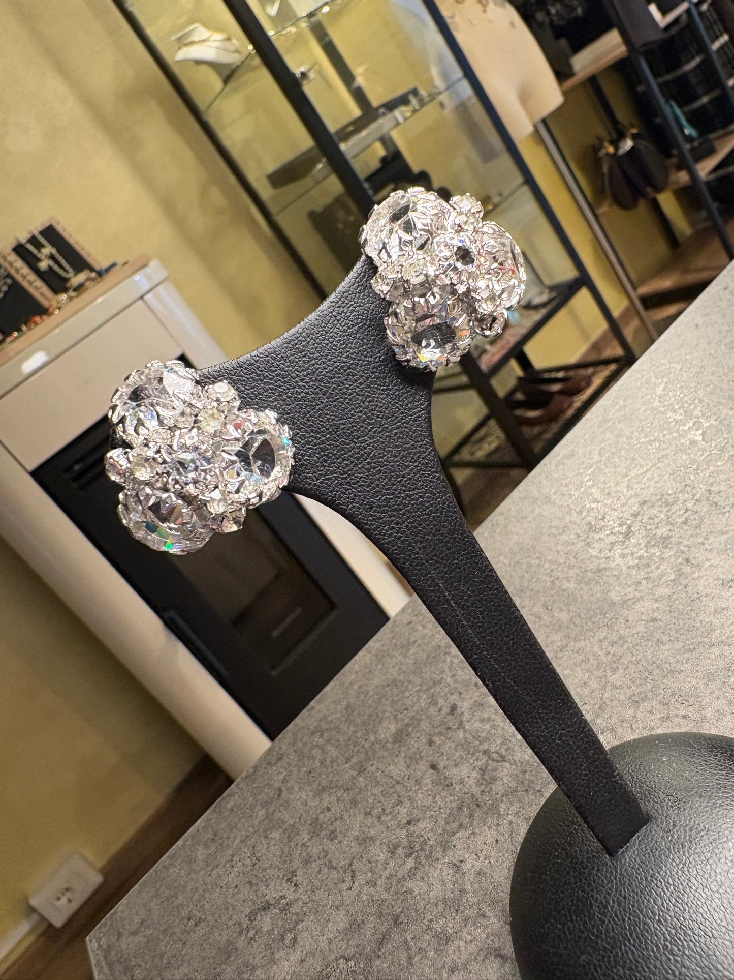 Orecchìni “Regina”