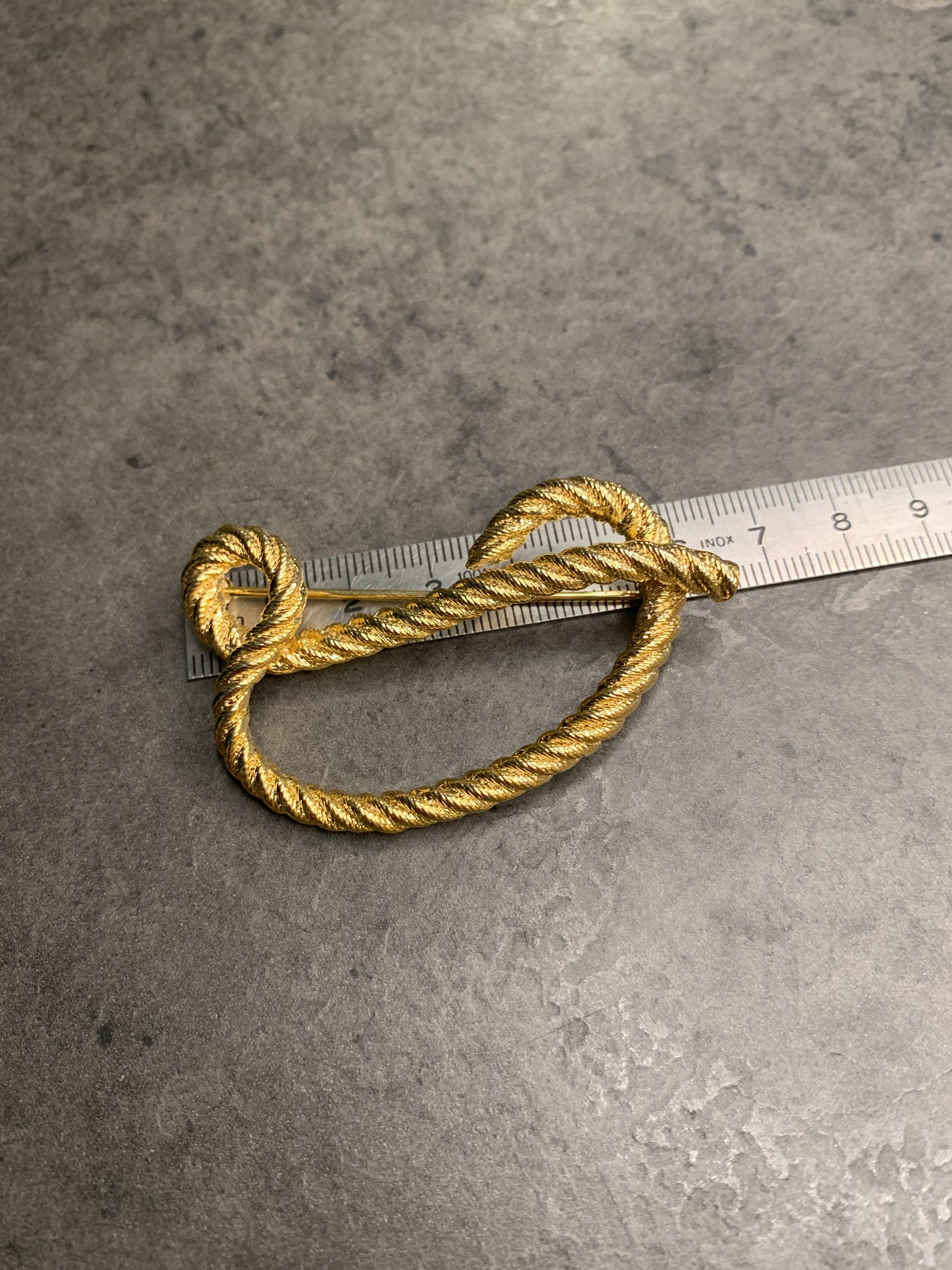 Spilla Weingeroff Enterprises “D”