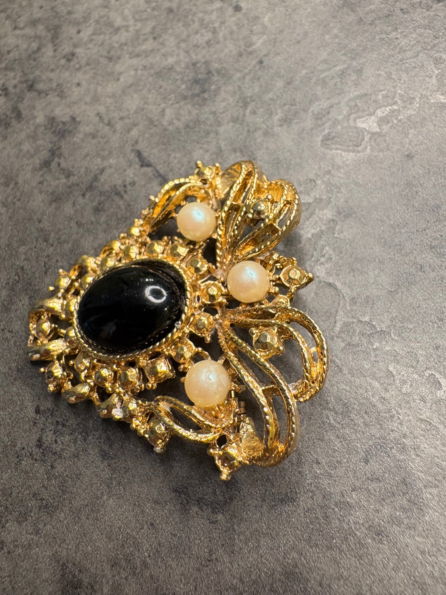 Spilla Cabochon Nero