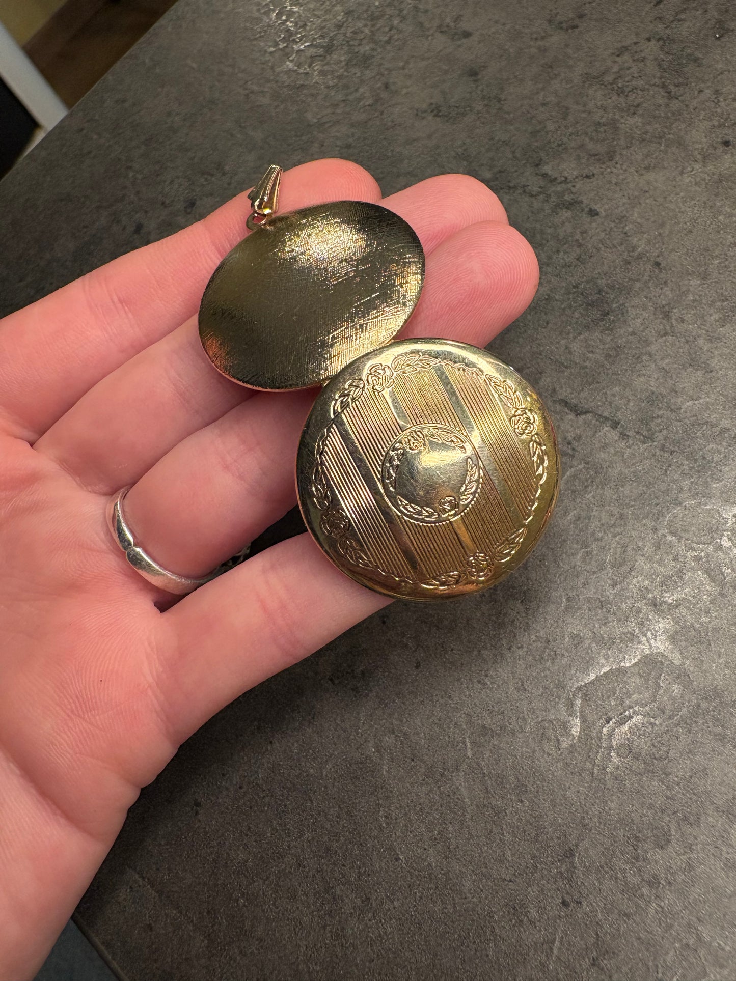 Pendente locket Sarah Coventry