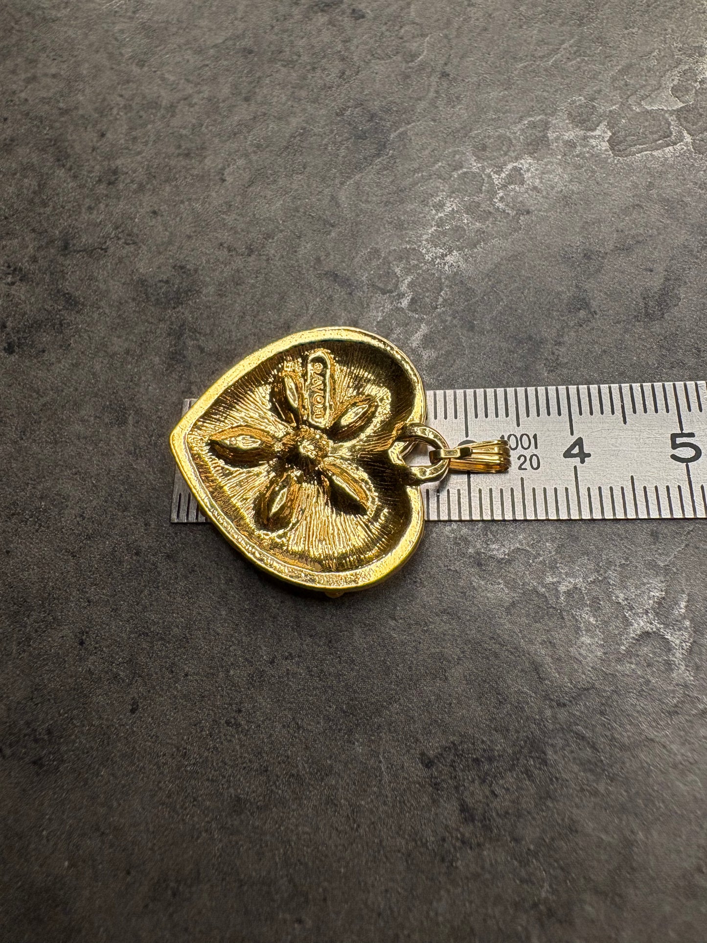 Pendente Avon “Cuore”