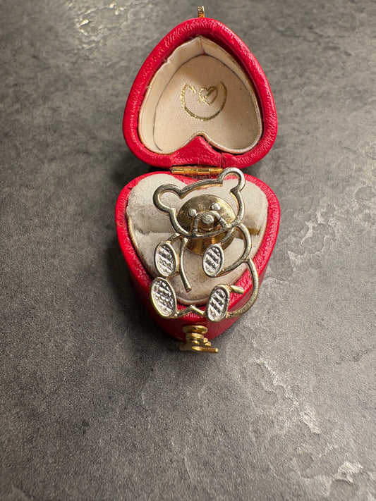 Pin Avon “Orsetto”