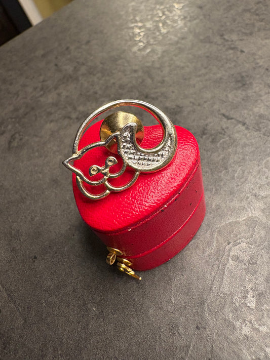 Pin Avon “Gattino”