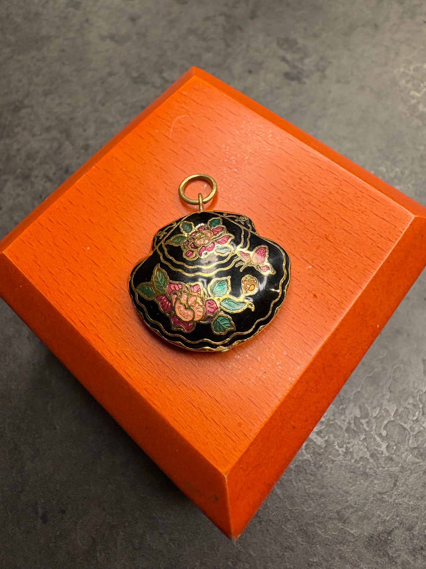 Pendente “Cloisonné”