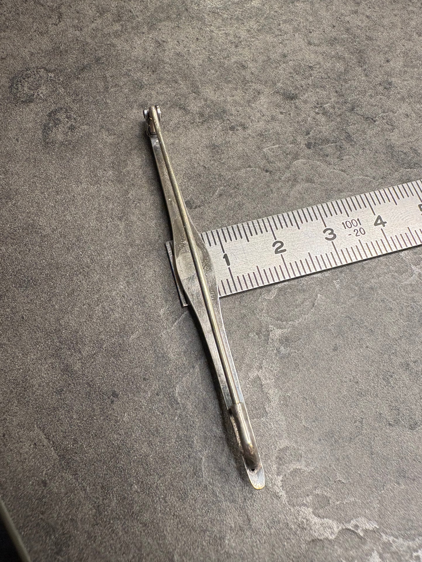 Spilla Guilloche