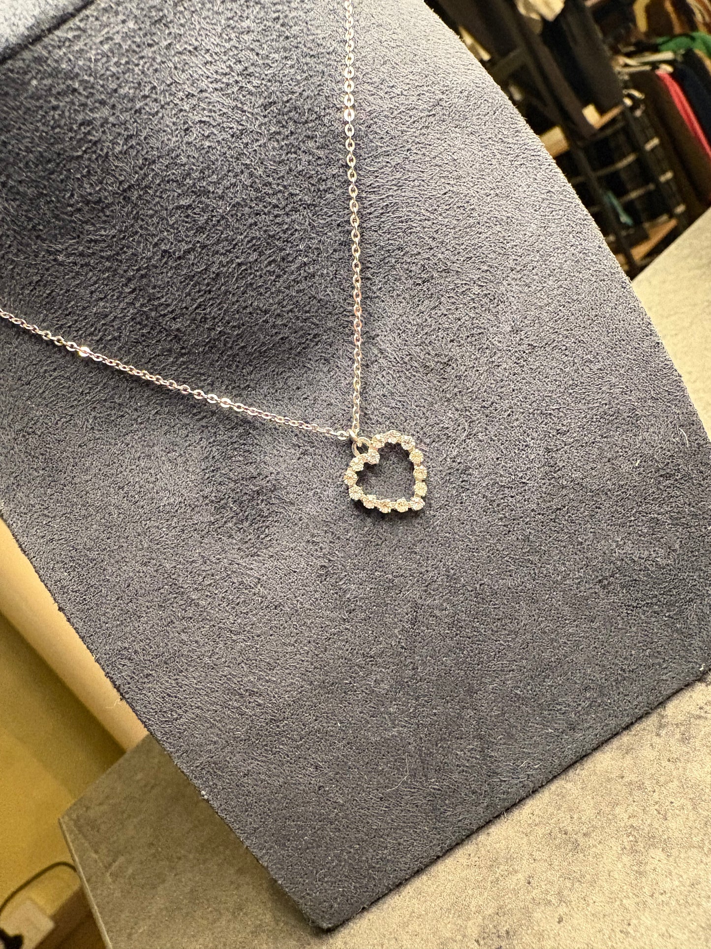 Collana Krementz