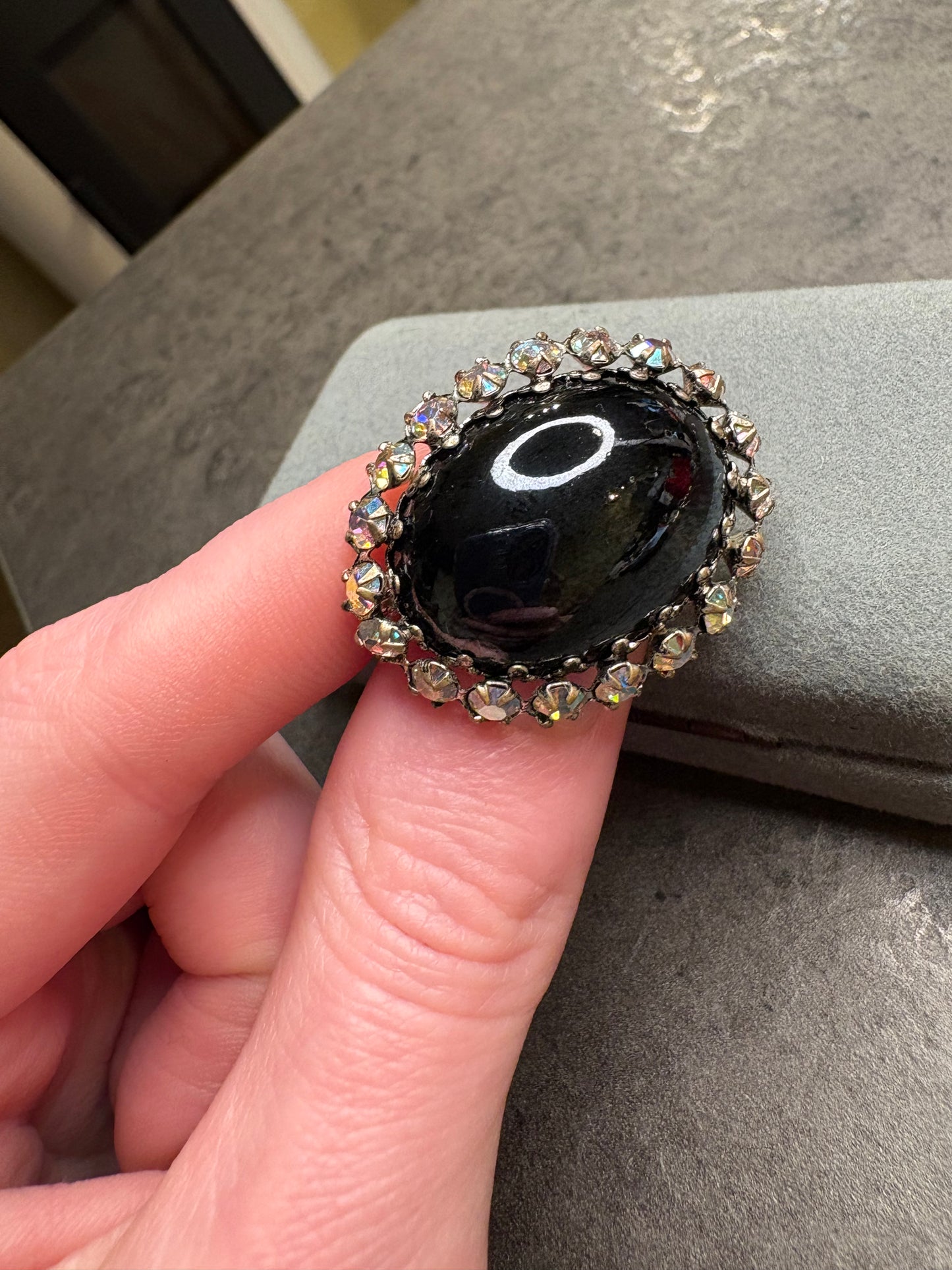Spilla Cabochon Nero