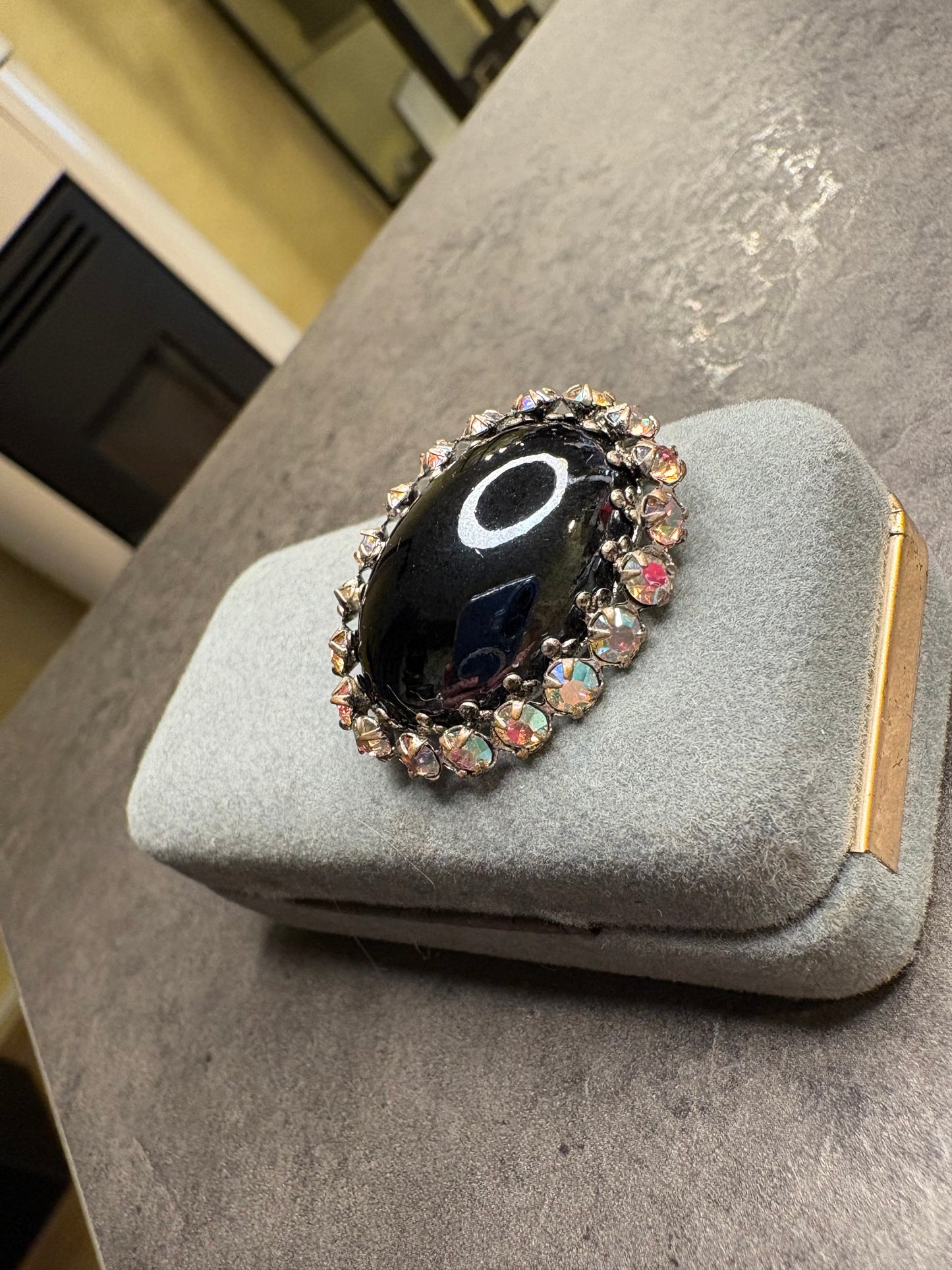 Spilla Cabochon Nero