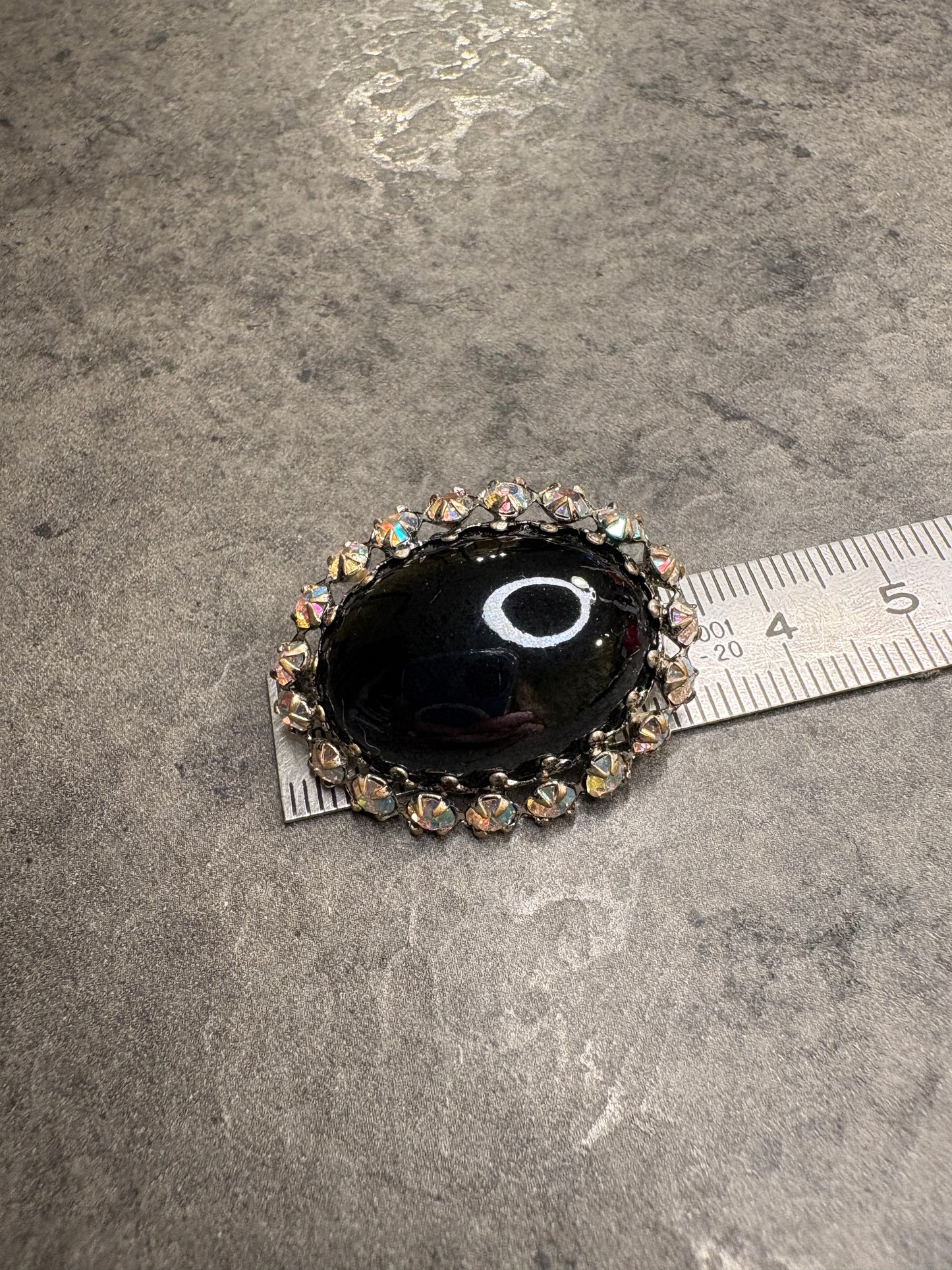 Spilla Cabochon Nero