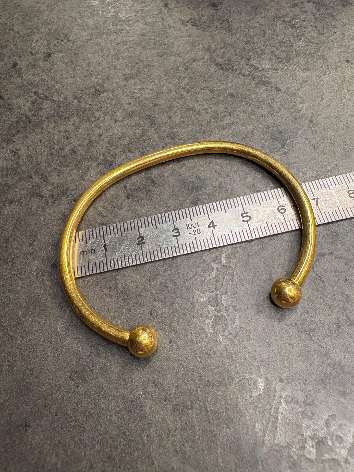 Bracciale rigido