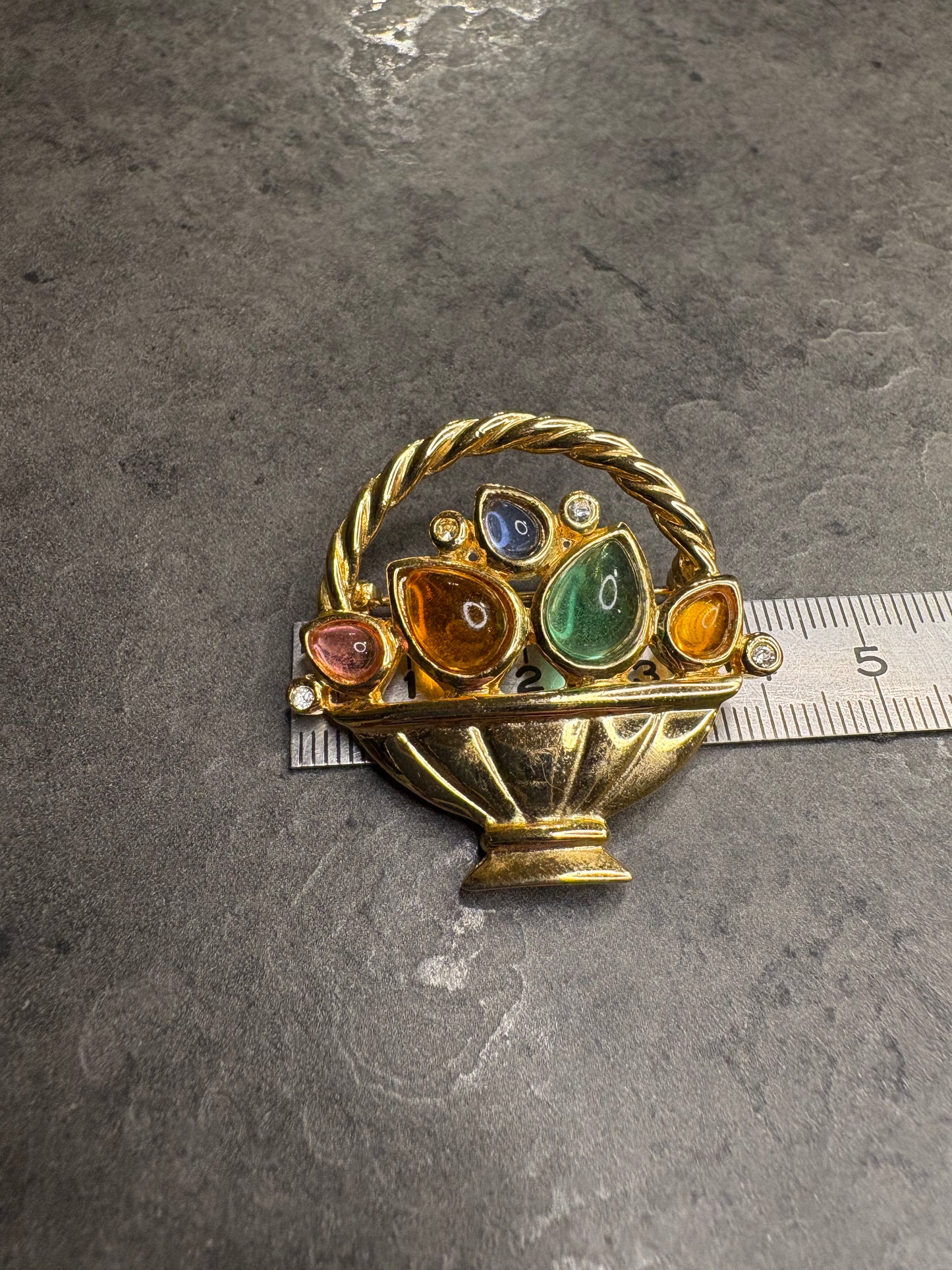 Spilla “Cesto di Fiori”