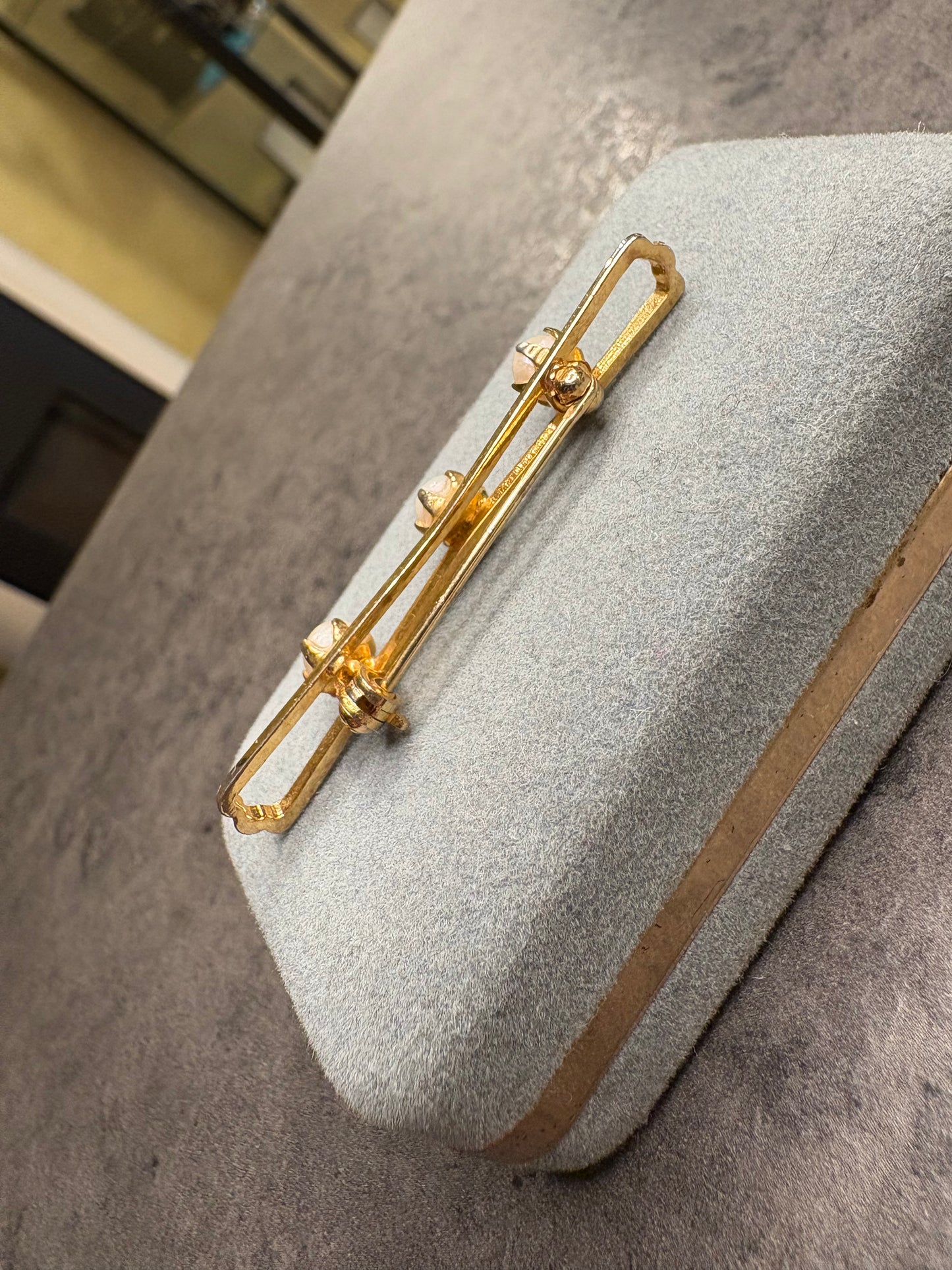 Spilla con Perle artificiali