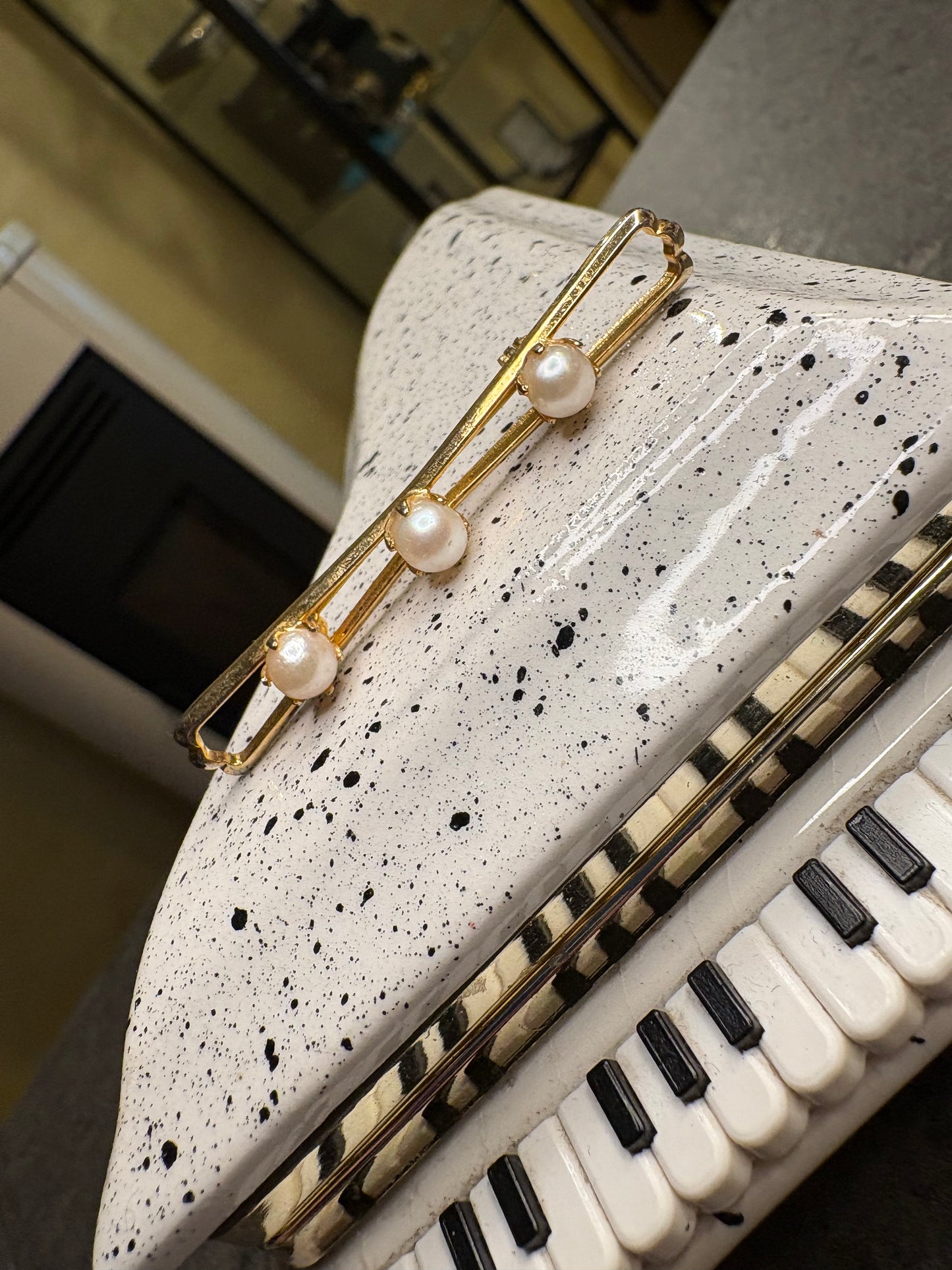 Spilla con Perle artificiali