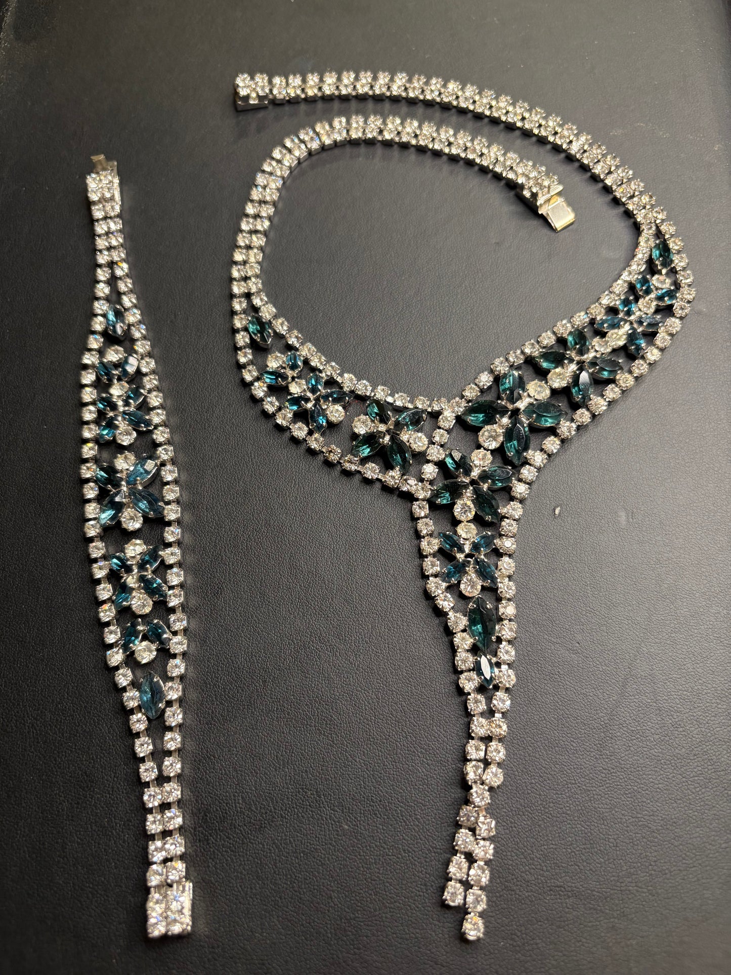 Parure “Fiori Blu”