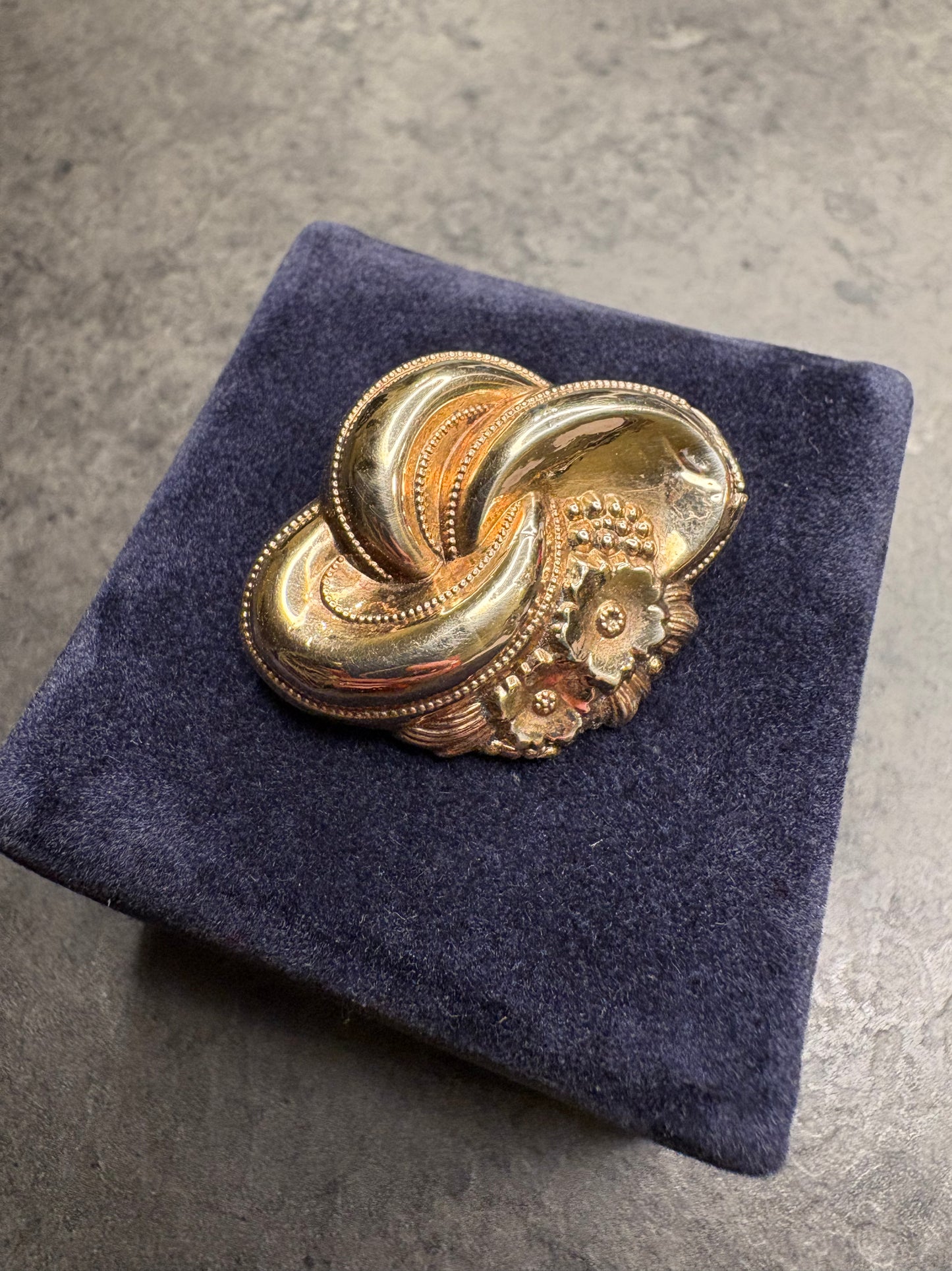 Spilla Antica “Nodo”