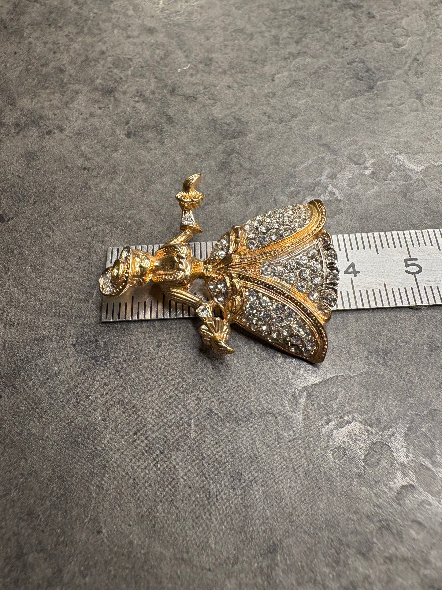 Spilla “Dama” argento 800