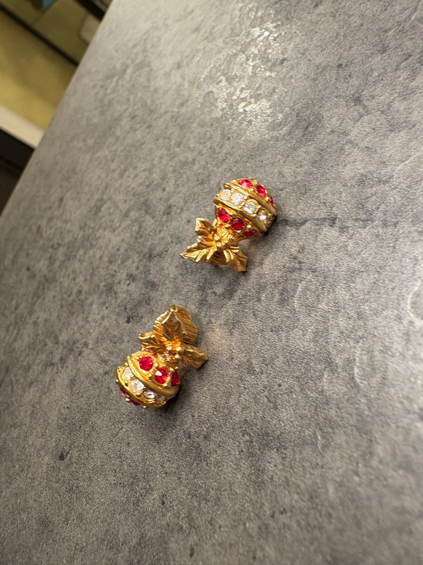 Orecchìni Avon Natale