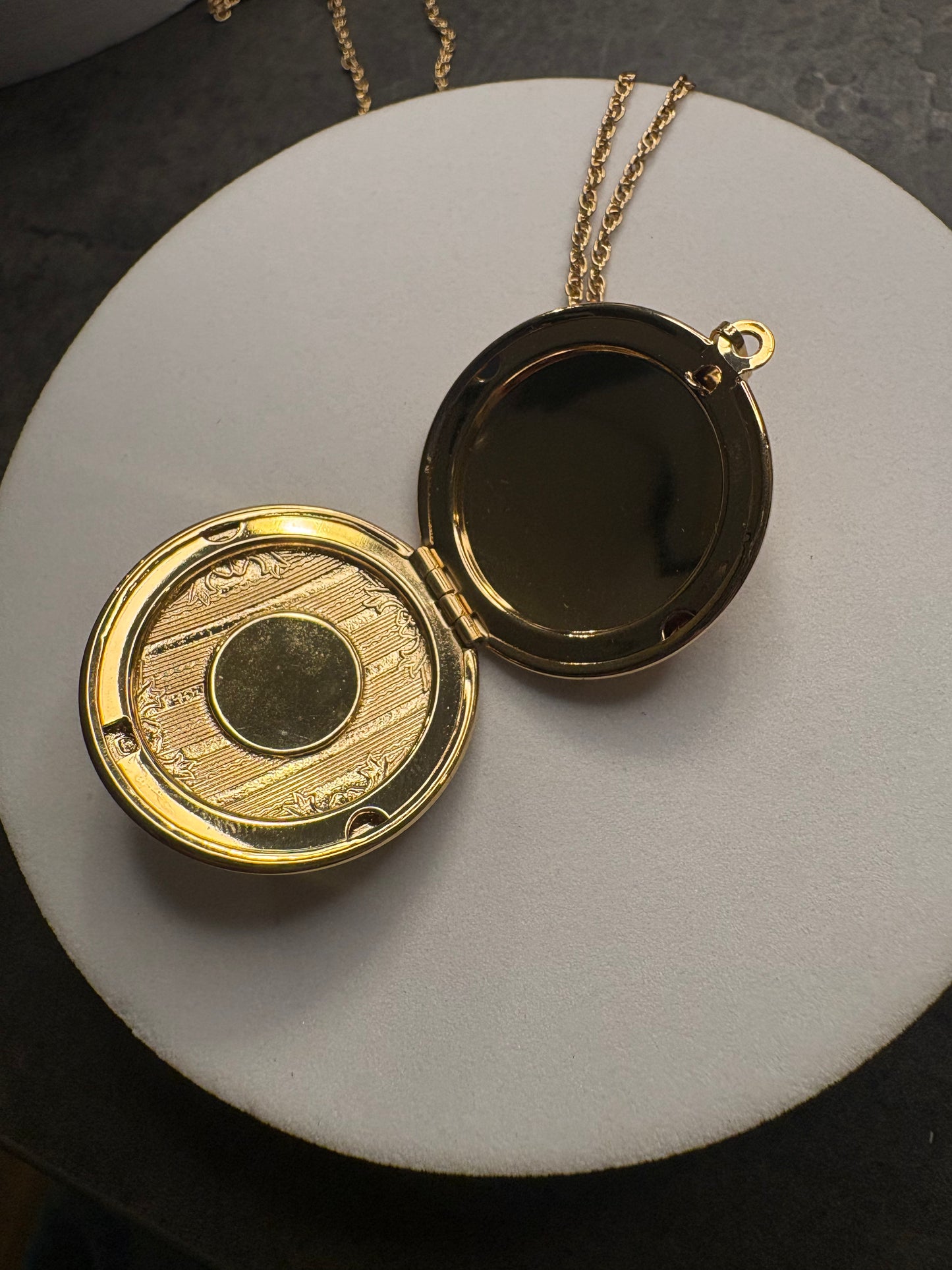Collana Locket Avon 1993