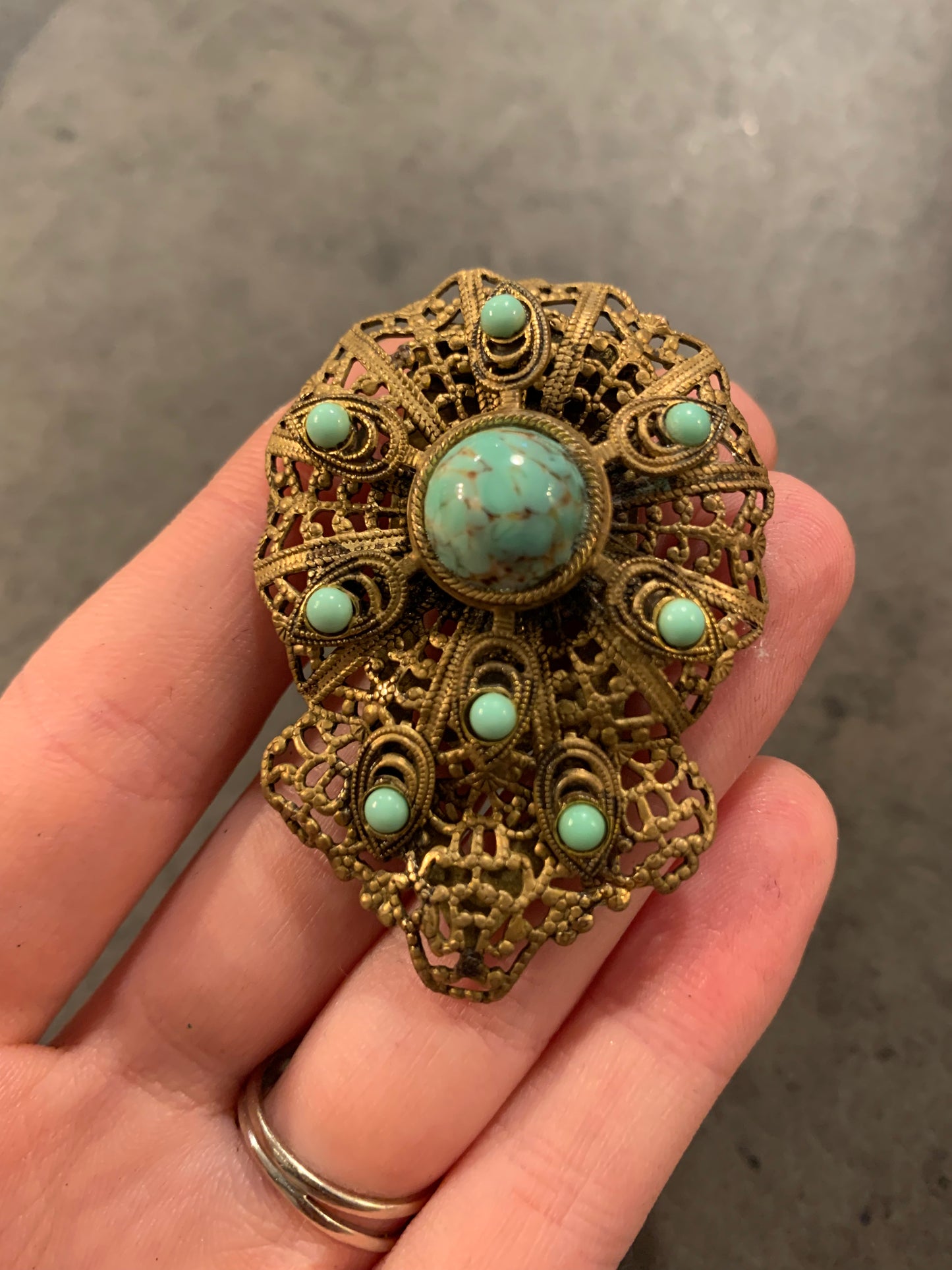Dress clip