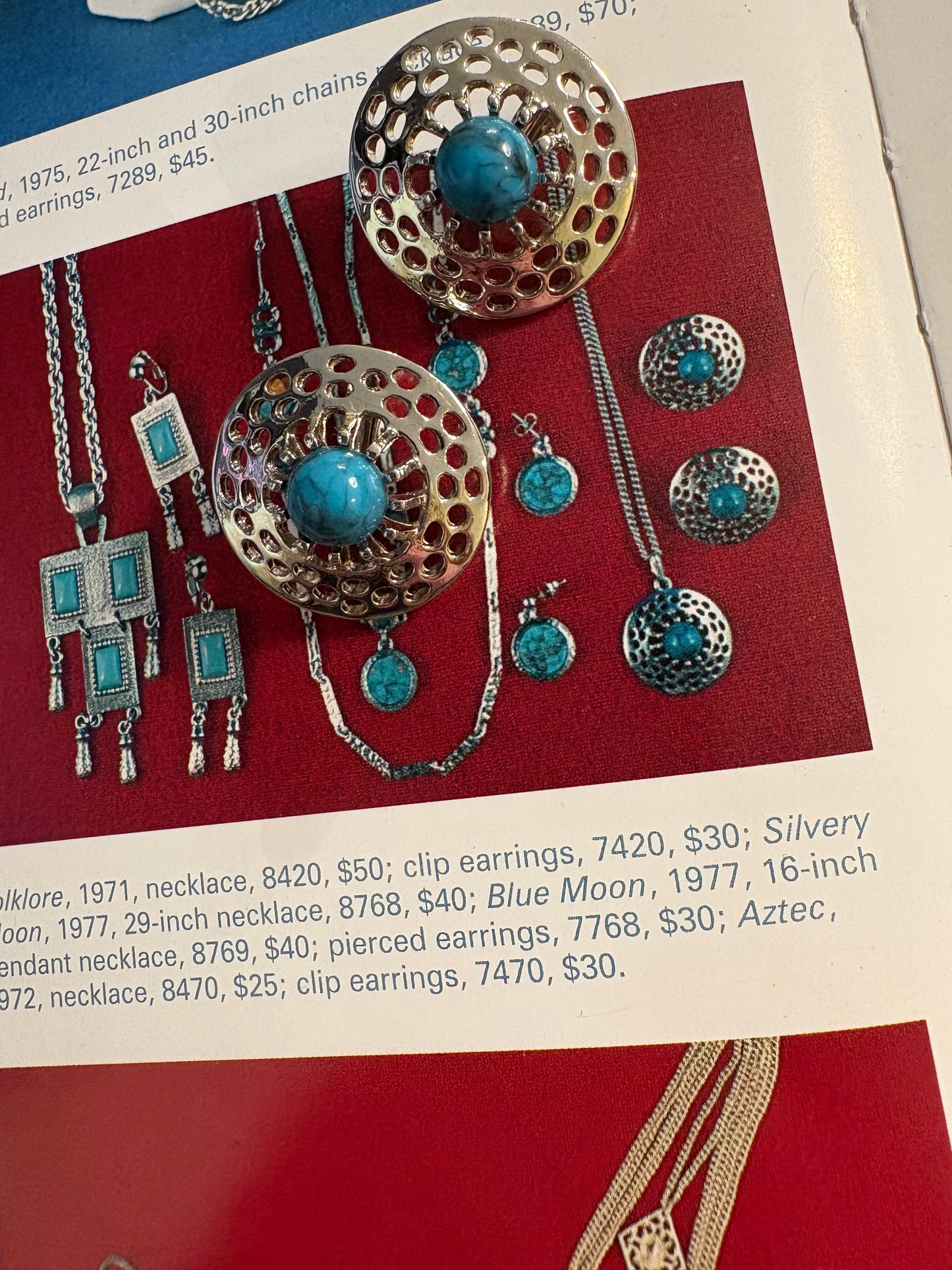 Orecchini Sarah Coventry “Aztec” – 1972