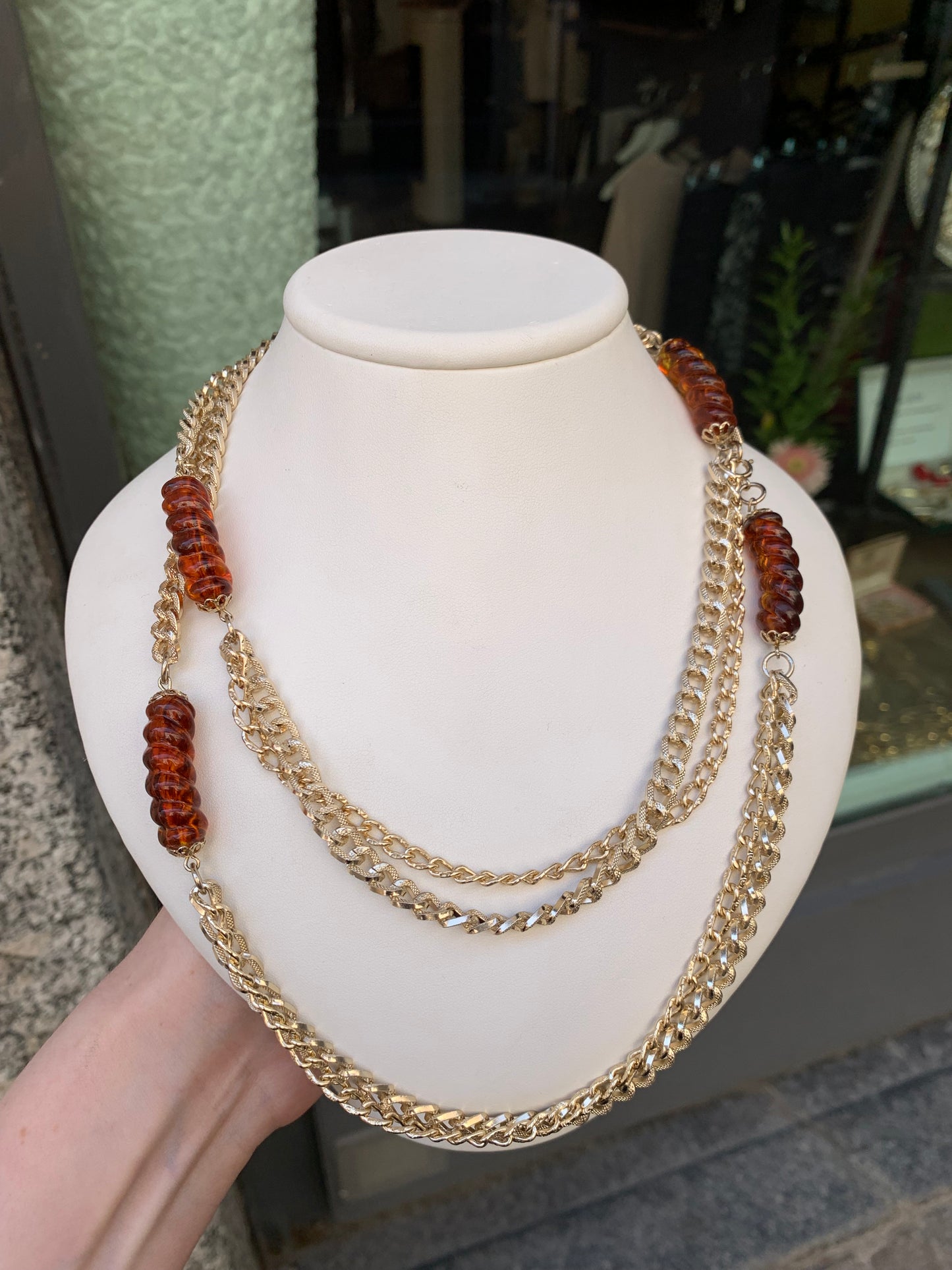 Collana Sarah Coventry 1975.