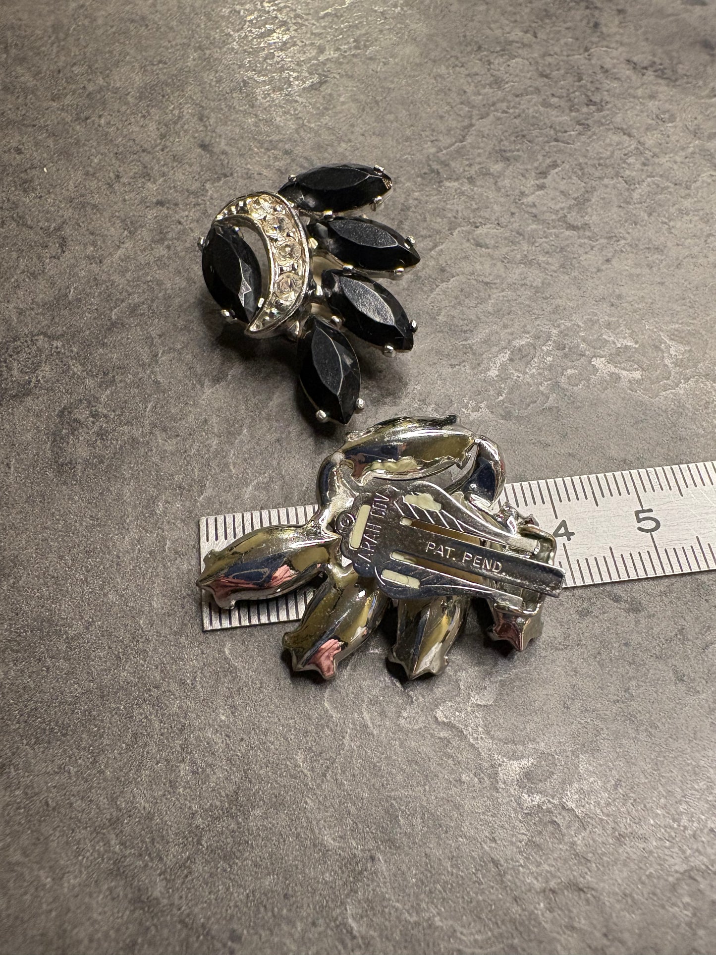 Orecchini Sarah Coventry 1964