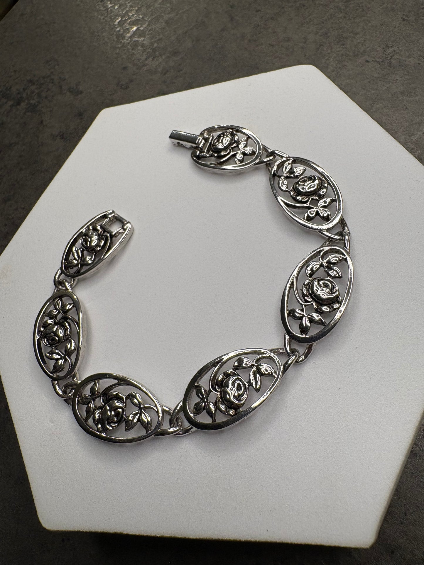 Bracciale Avon 1974