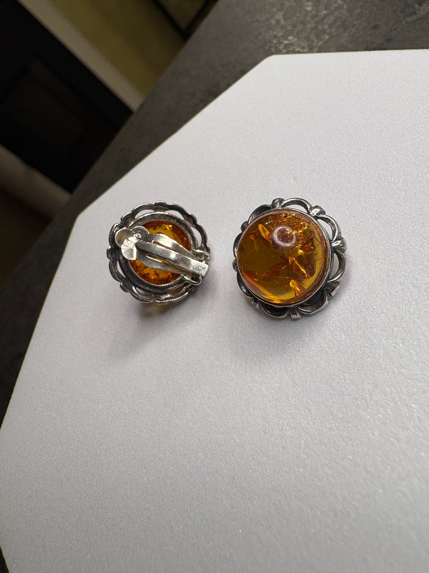 Orecchini a clip in argento 925 e ambra