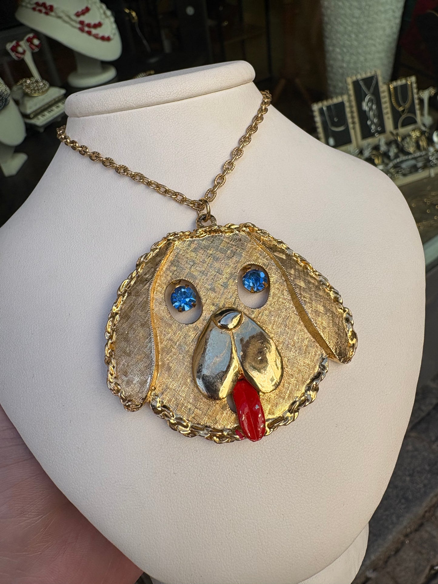 Collana “Cagnolino”