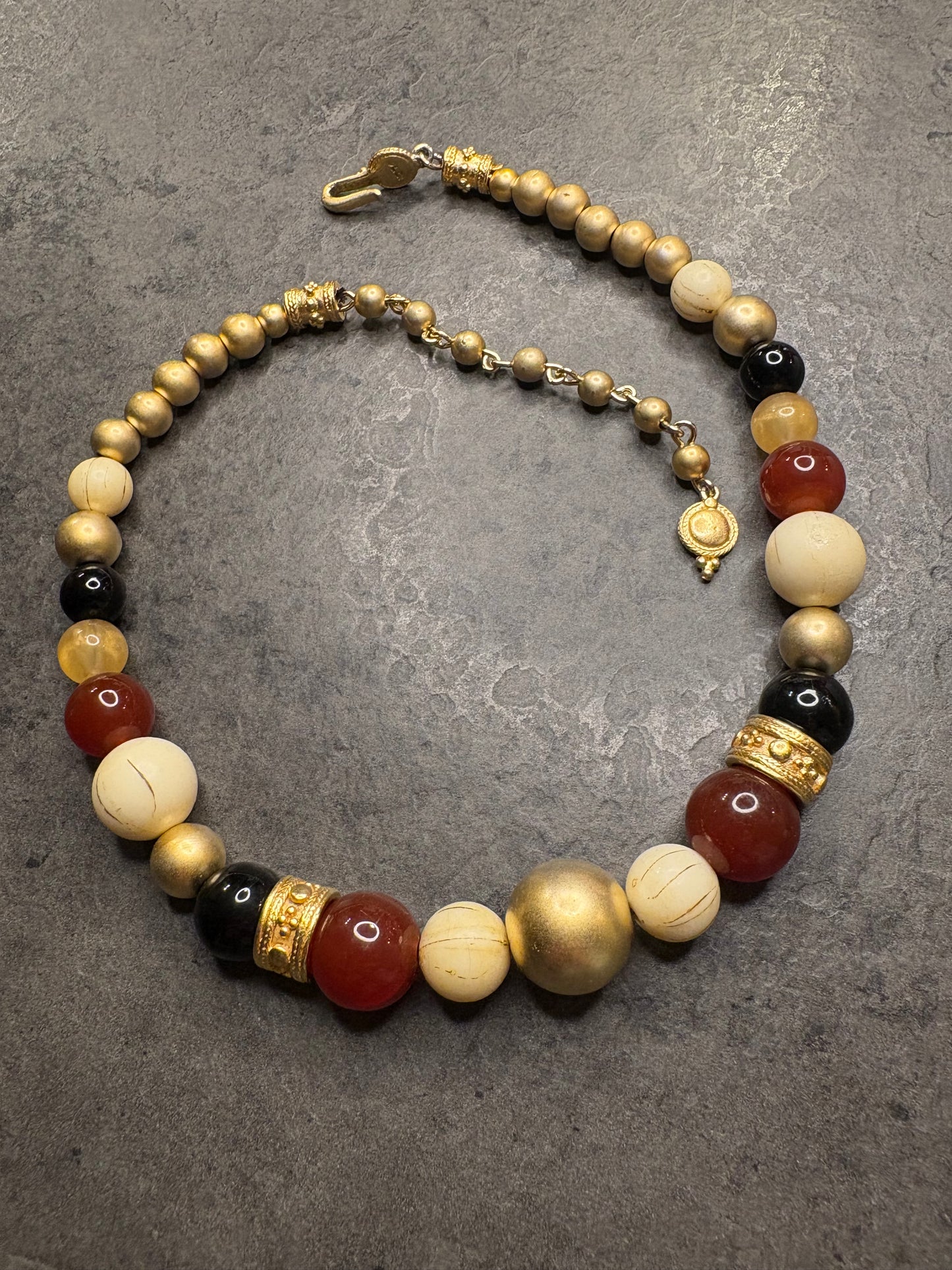 Collana Liz Claiborne