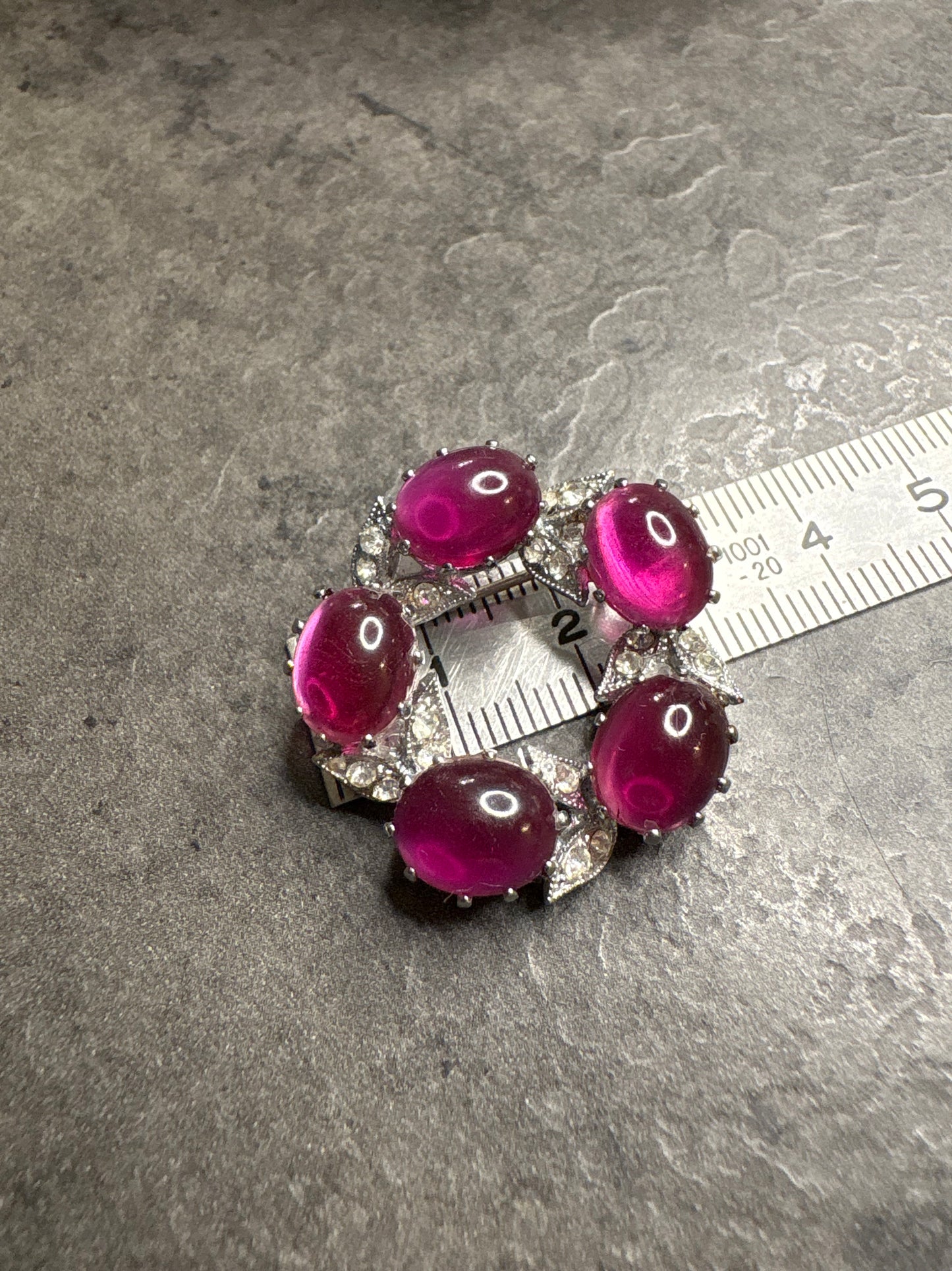 Spilla Cabochon fucsia