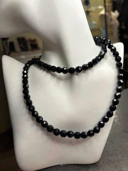 Collana HOBE