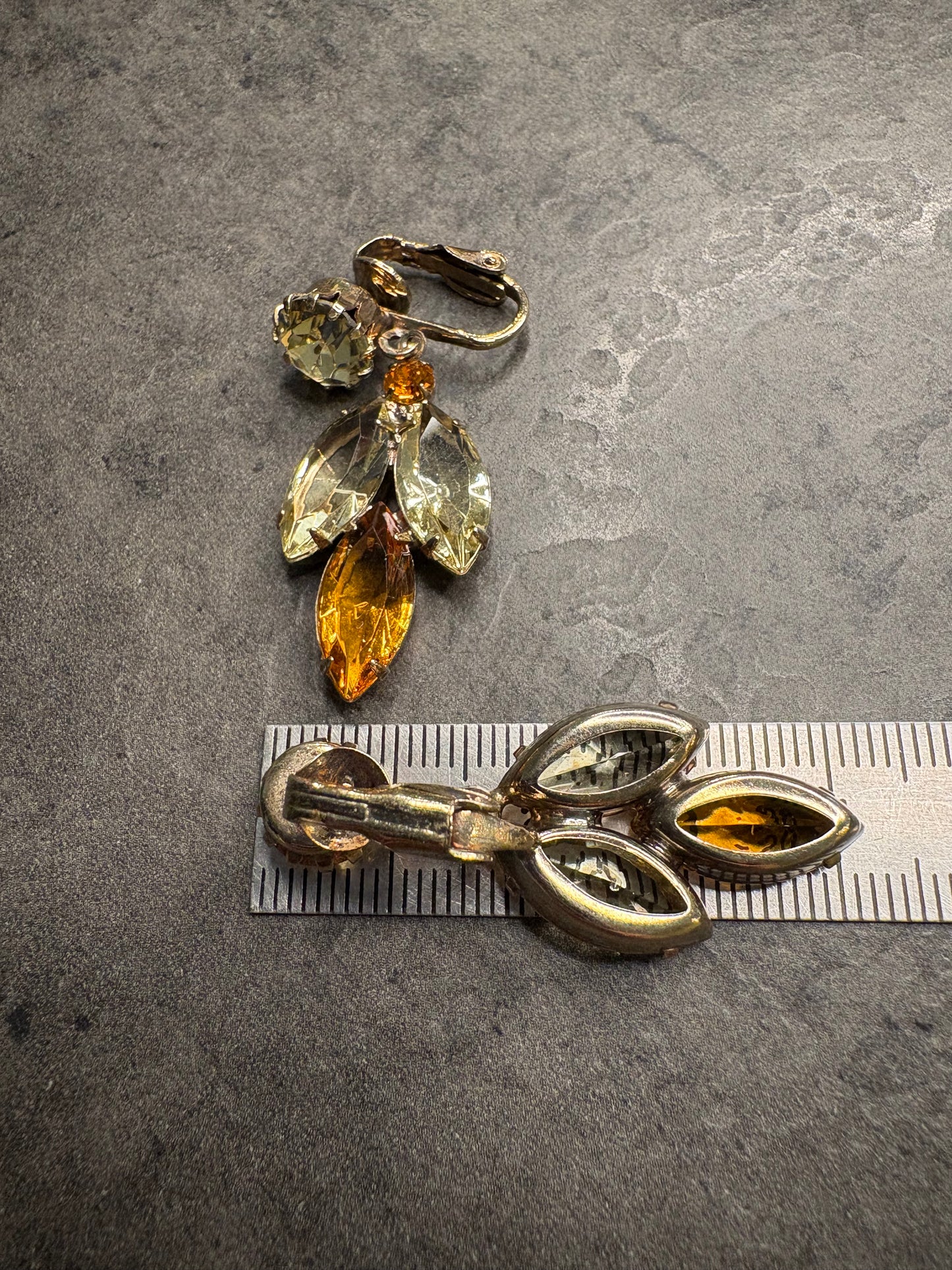 Parure Orecchini e Spilla
