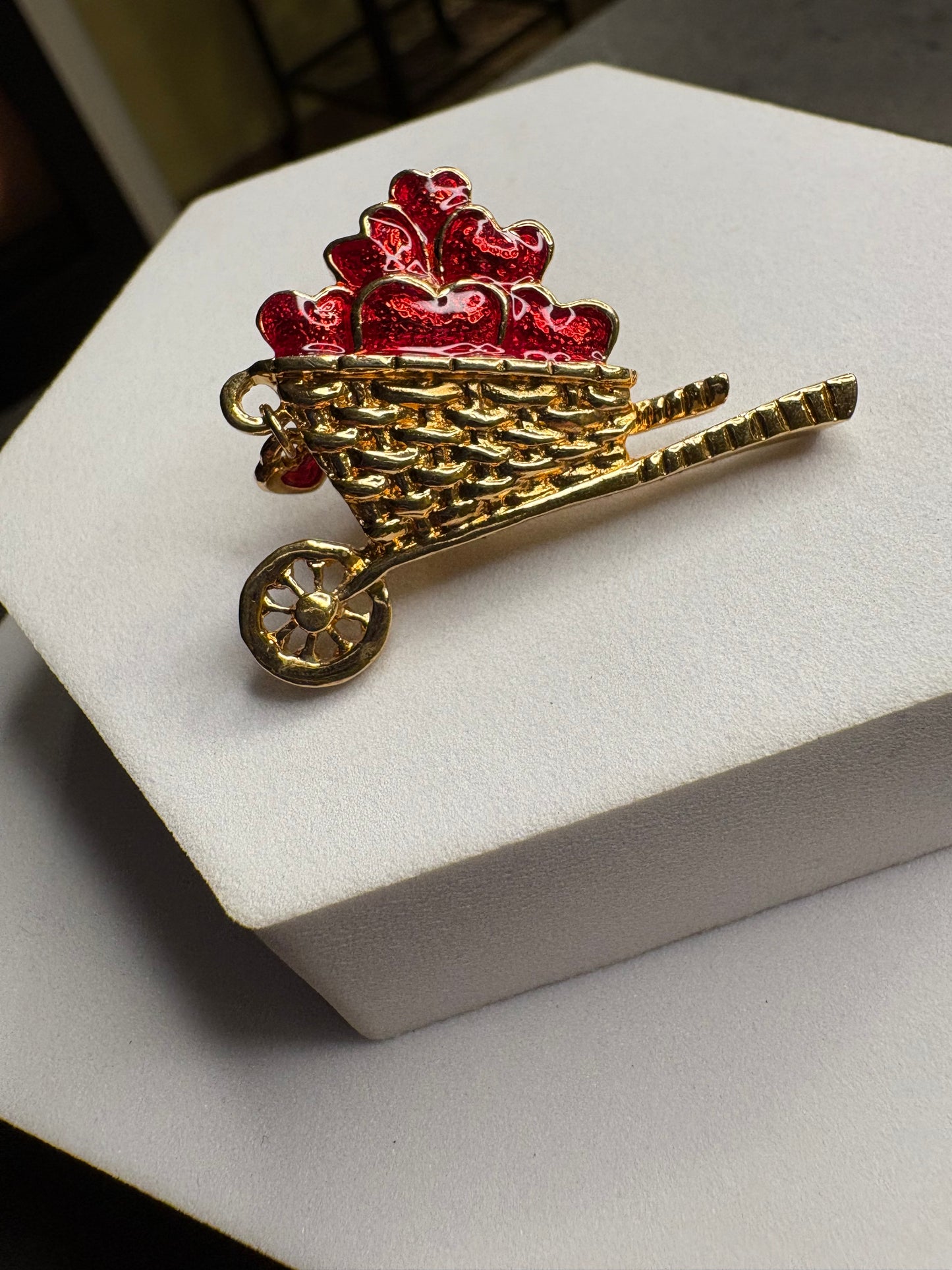 Pin Avon “Garden of Love” – 1994