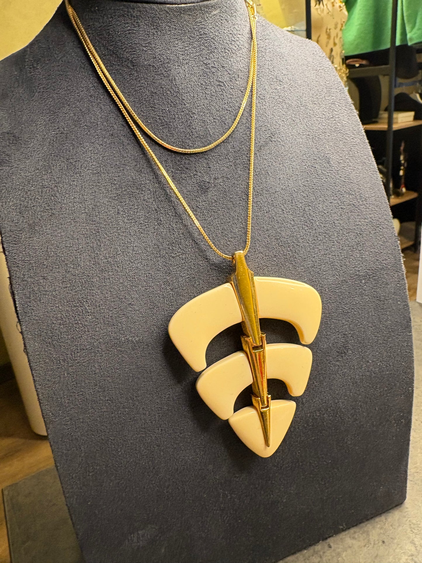 Collana Trifari