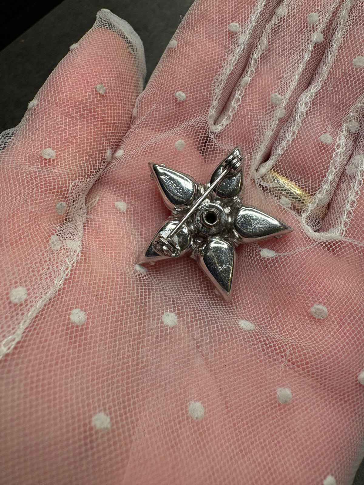 Spilla Weiss