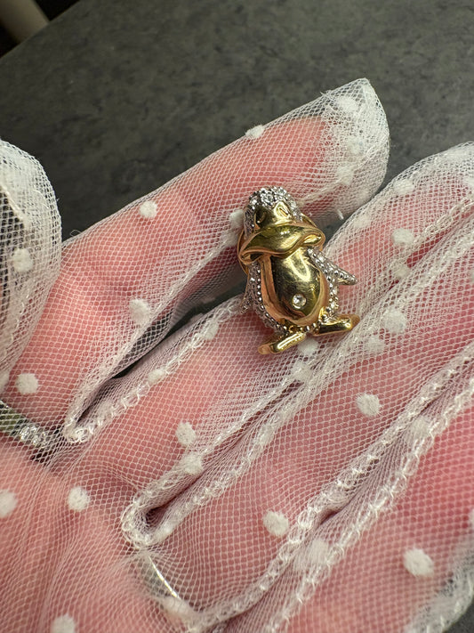 Pin Pierre Lang