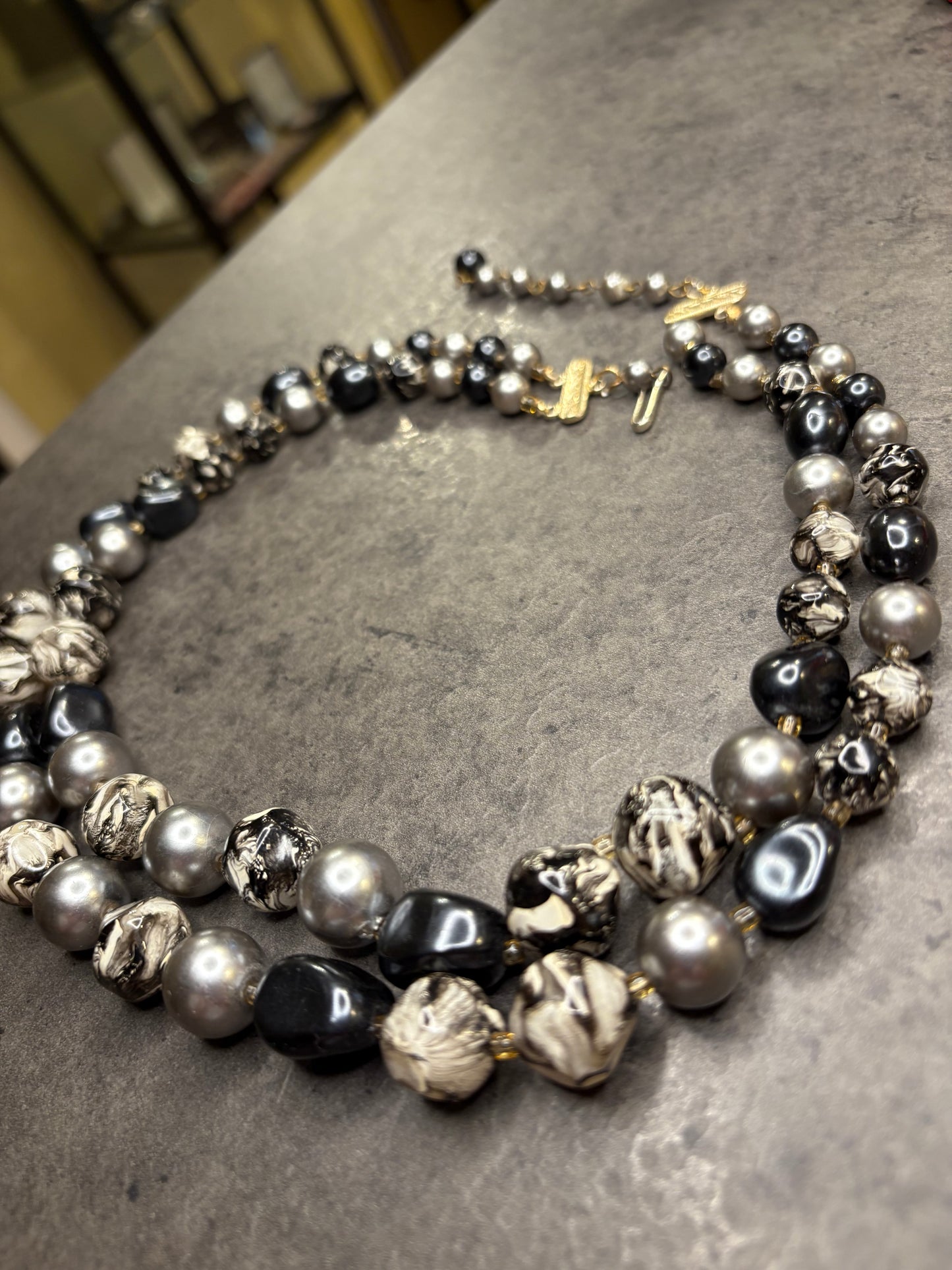 Collana Hong Kong