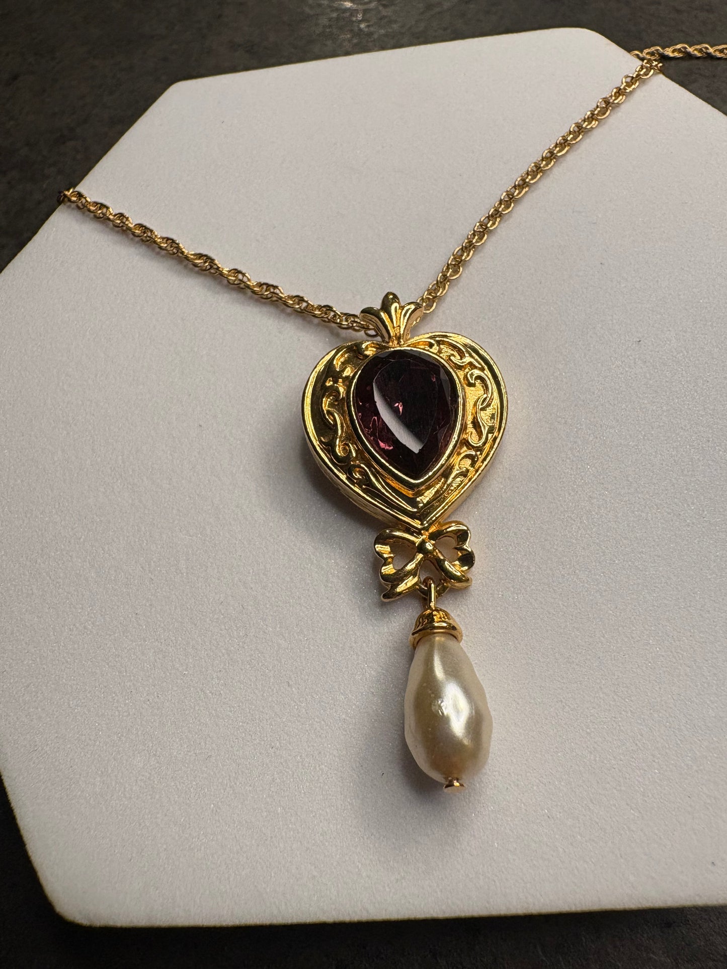Collana Avon “Renaissance Beauty” – Collezione 1987
