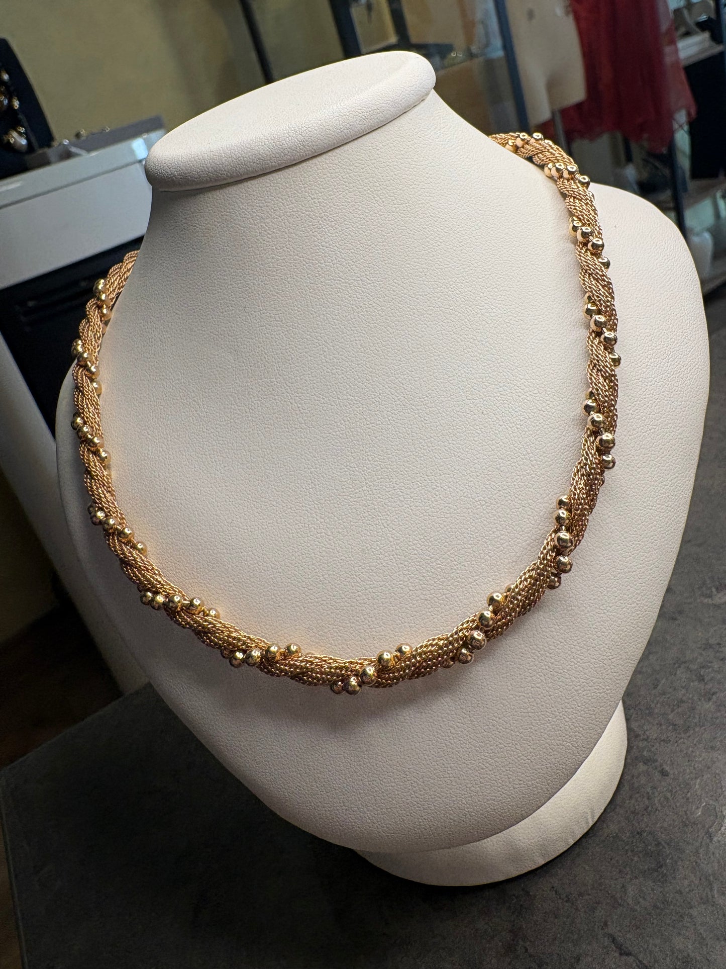 Girocollo Avon “Mesh and Bead Necklace” – 1983