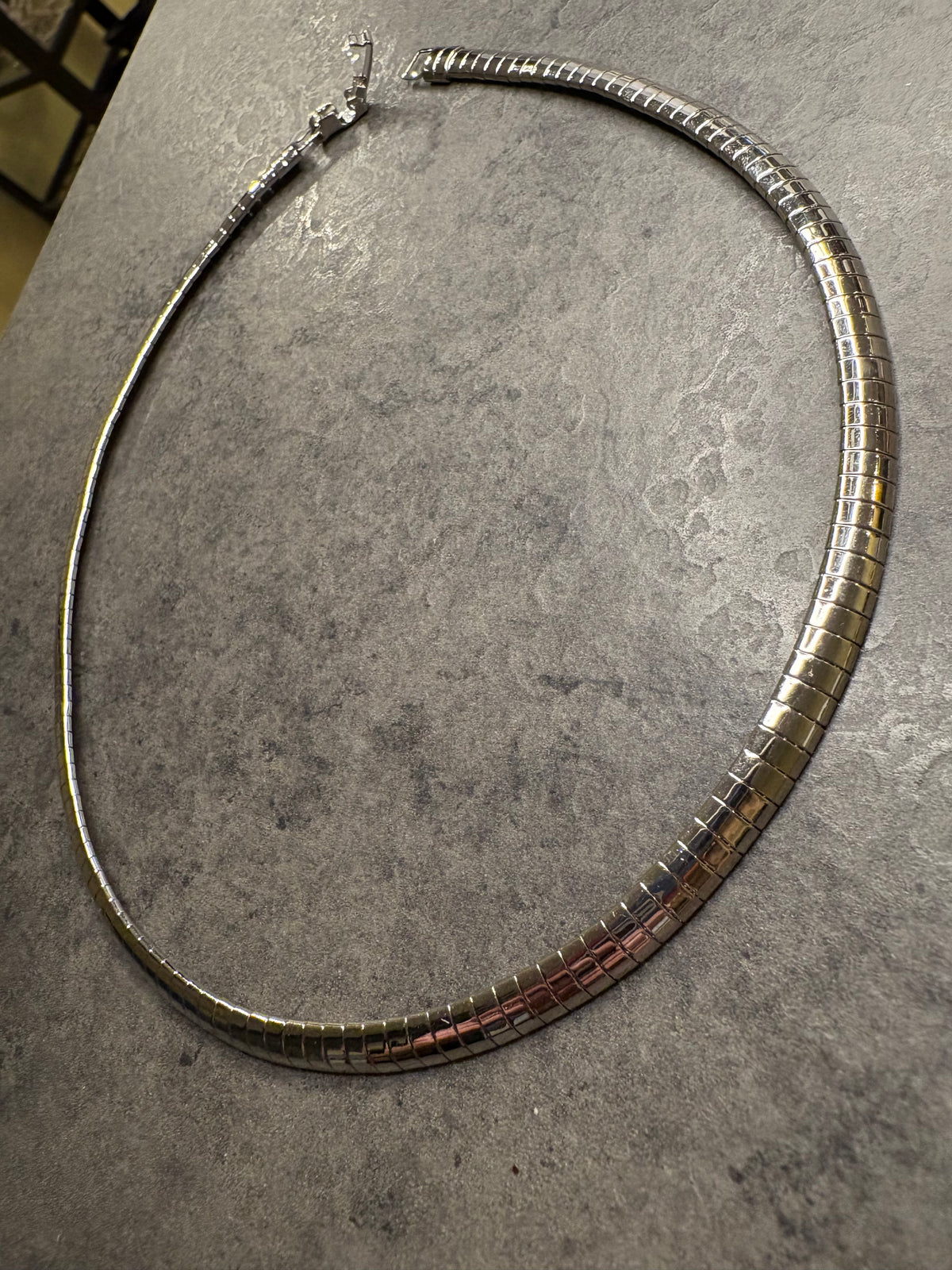 Girocollo Semirigido