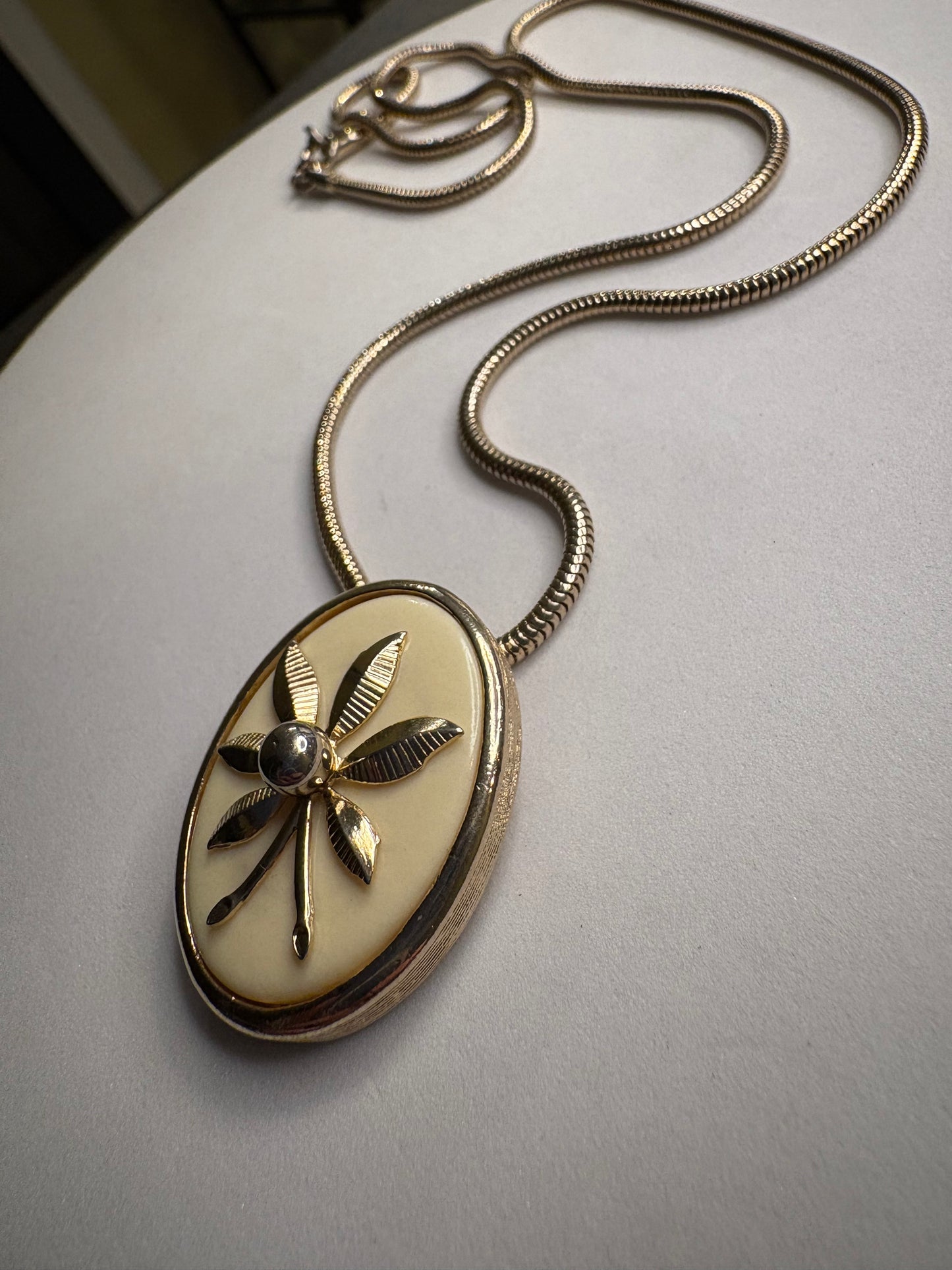Collana Sarah Coventry 1979