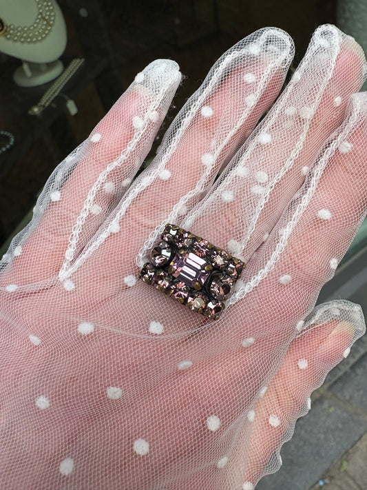 Anello Miranda Konstantinidou Konplott