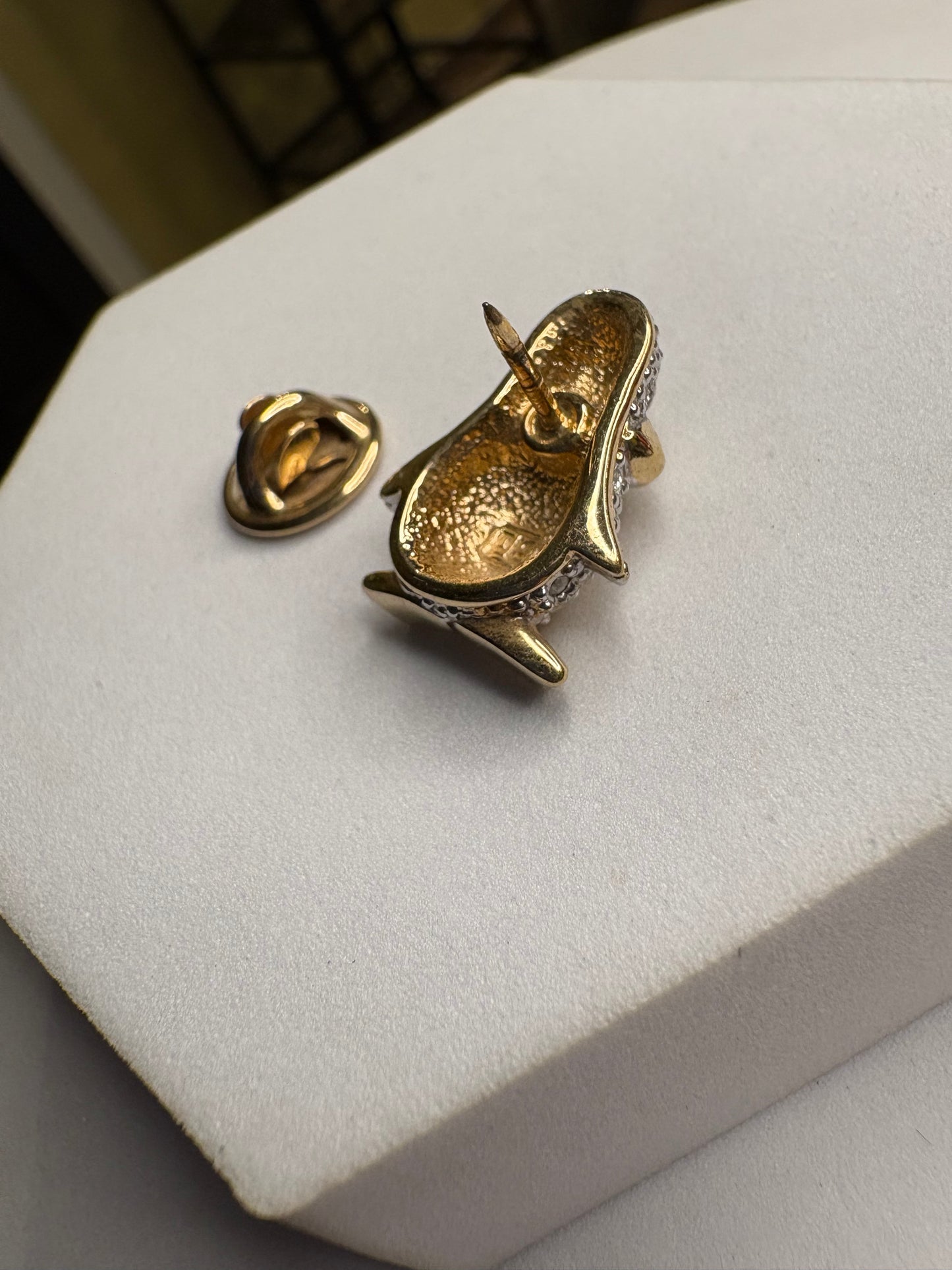 Pin Pierre Lang