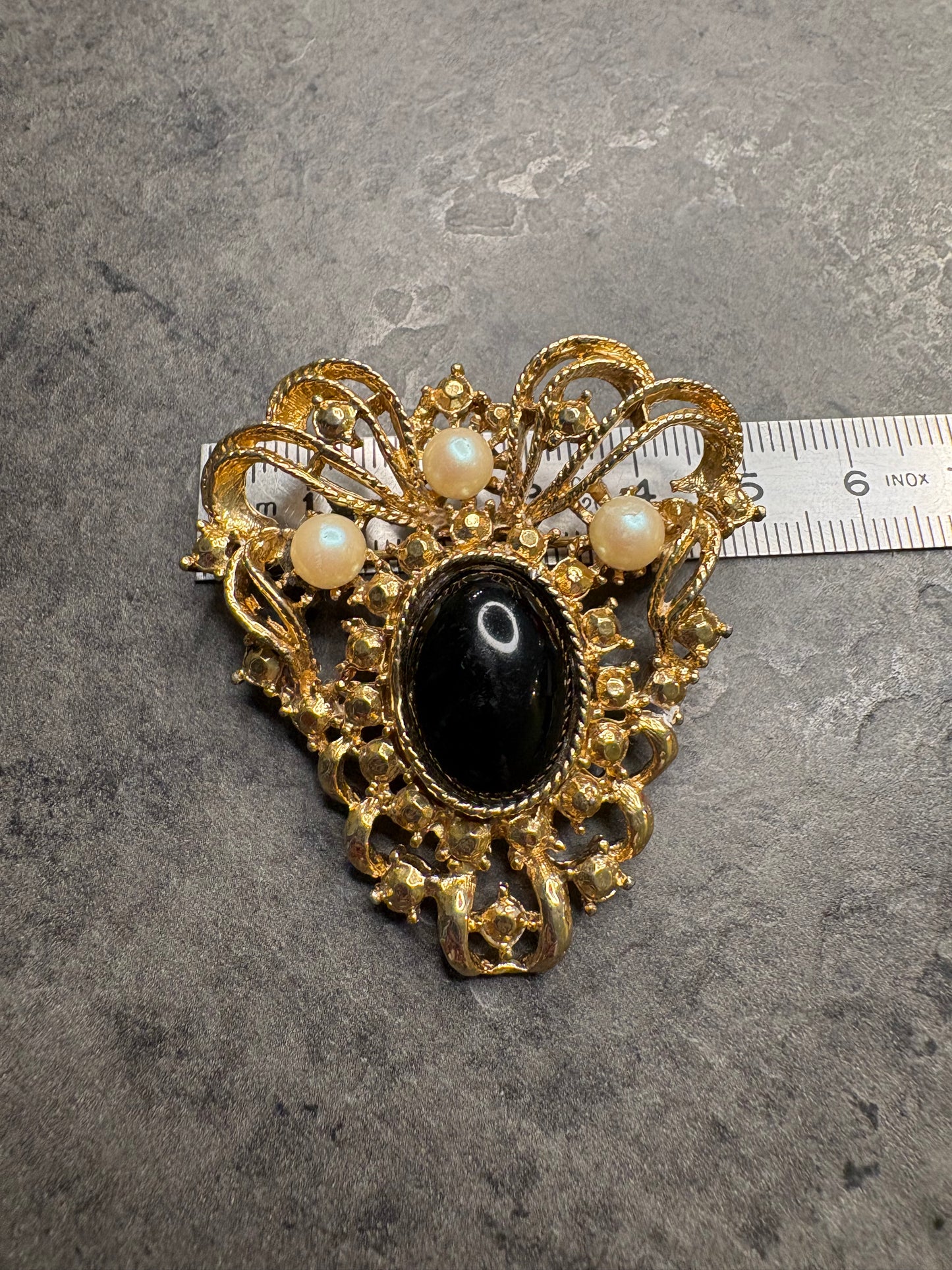 Spilla Cabochon Nero