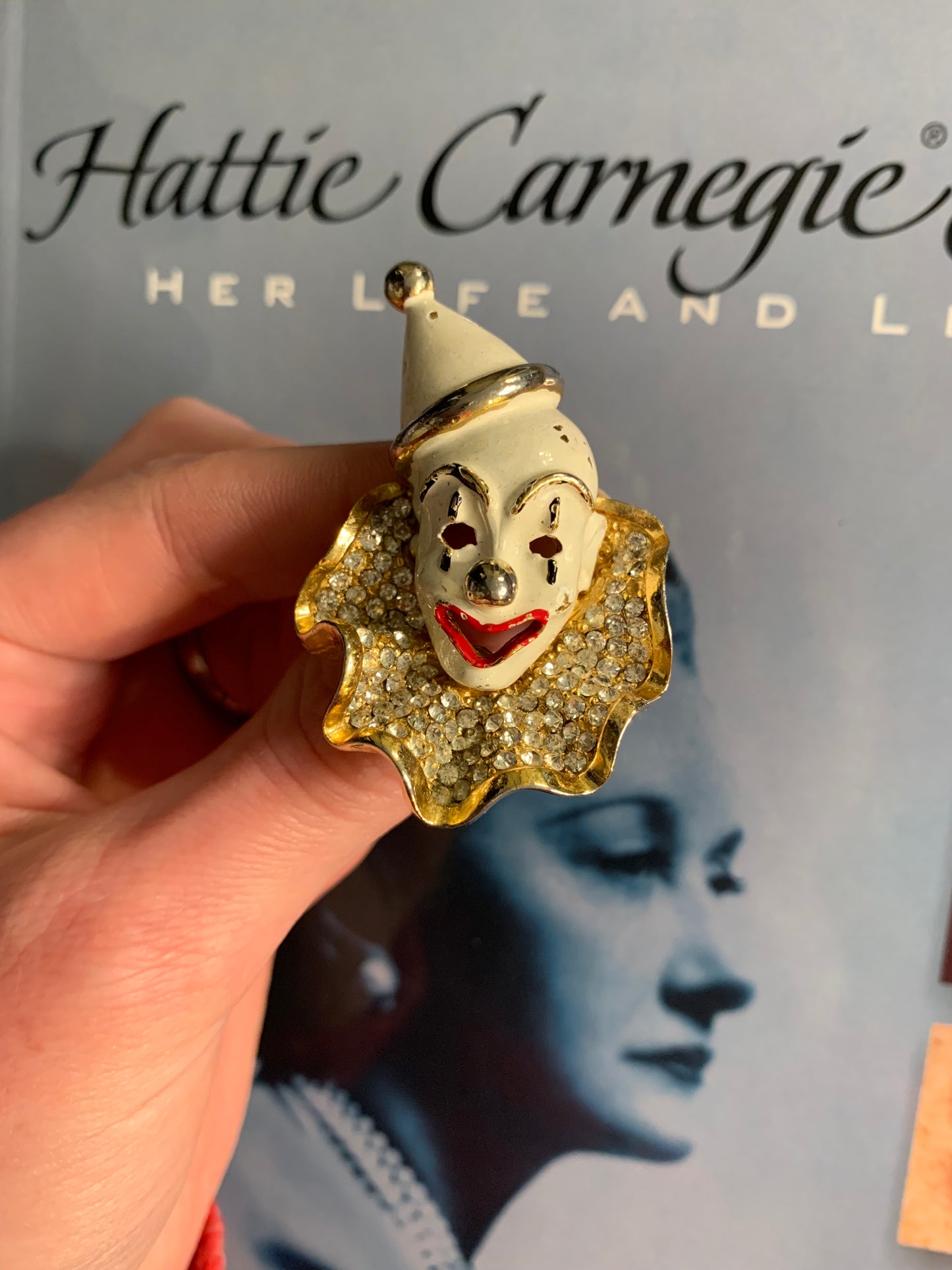 Spilla Hattie Carnegie