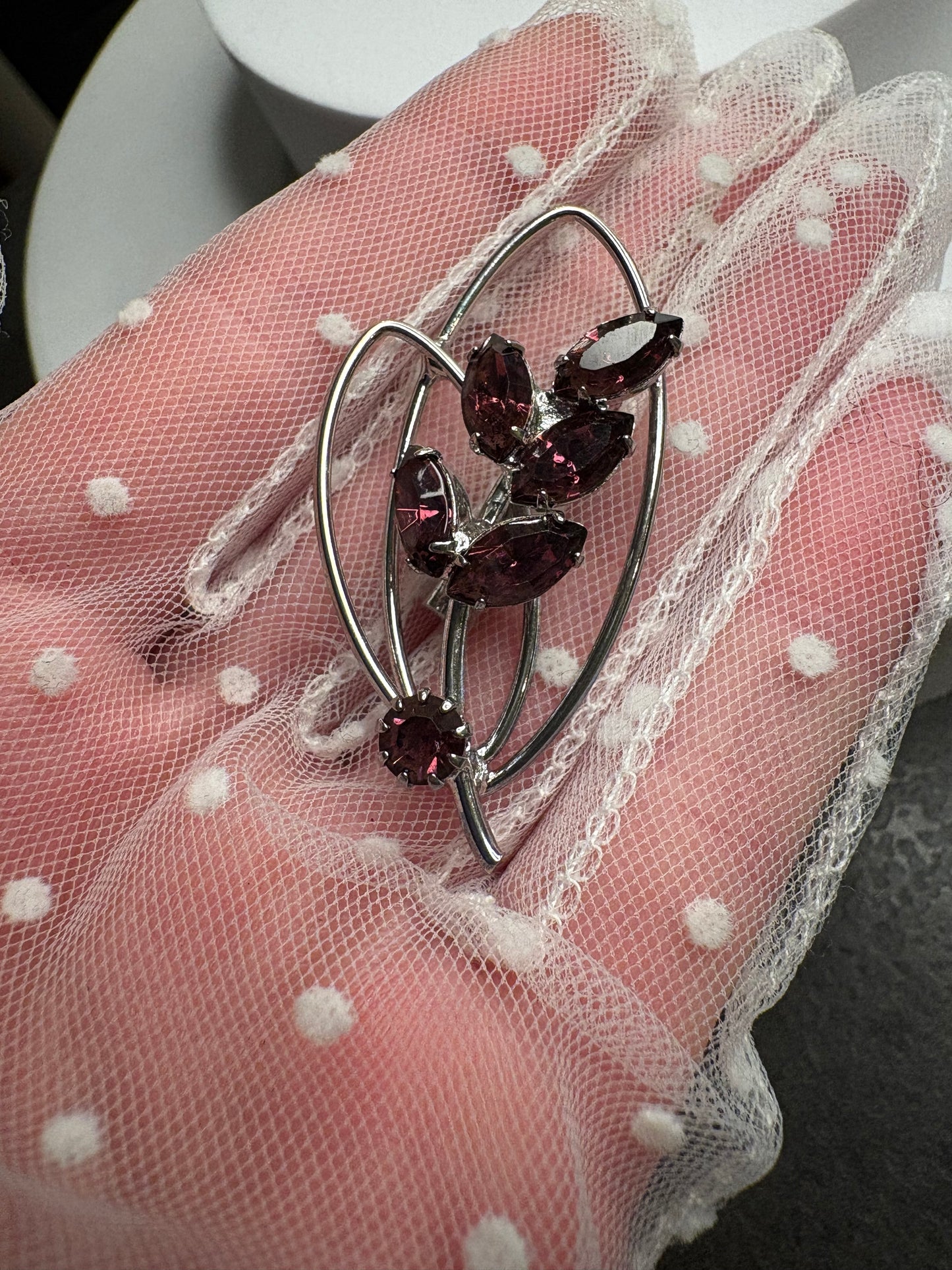 Spilla “Cristalli viola”