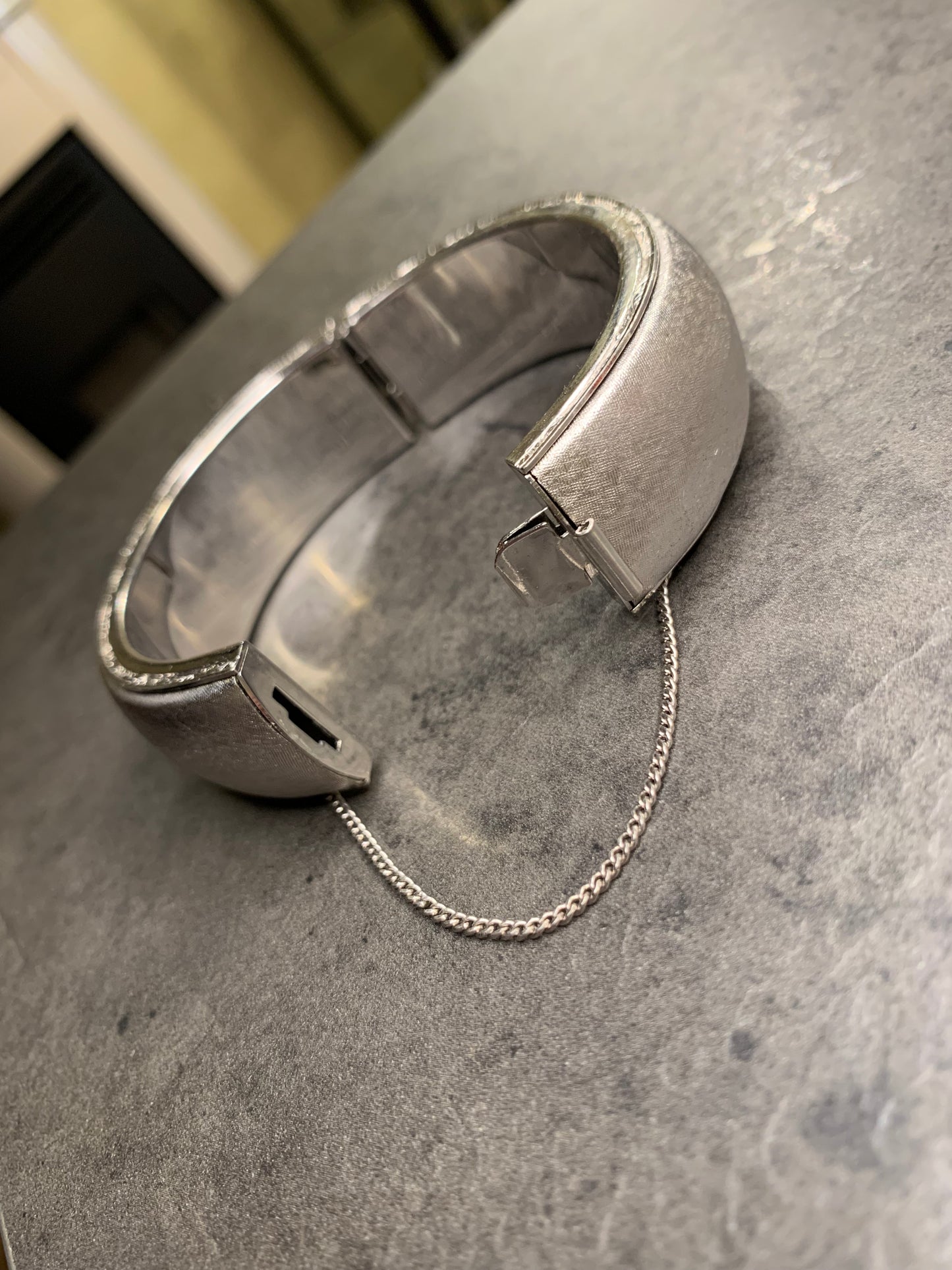 Bracciale Trifari rigido